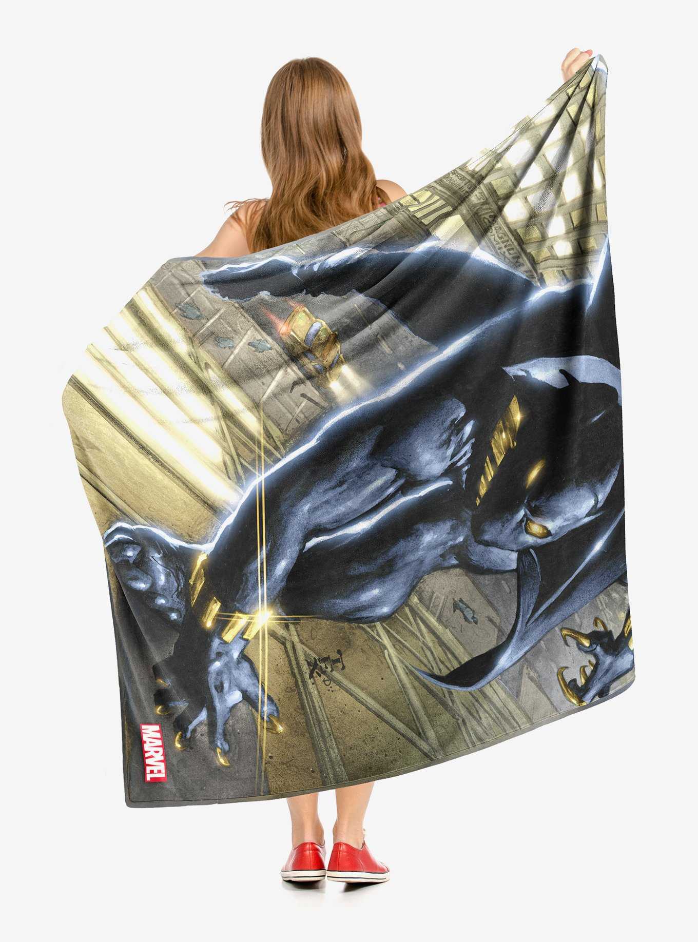 Marvel Black Panther Golden Touch Throw Blanket, , hi-res