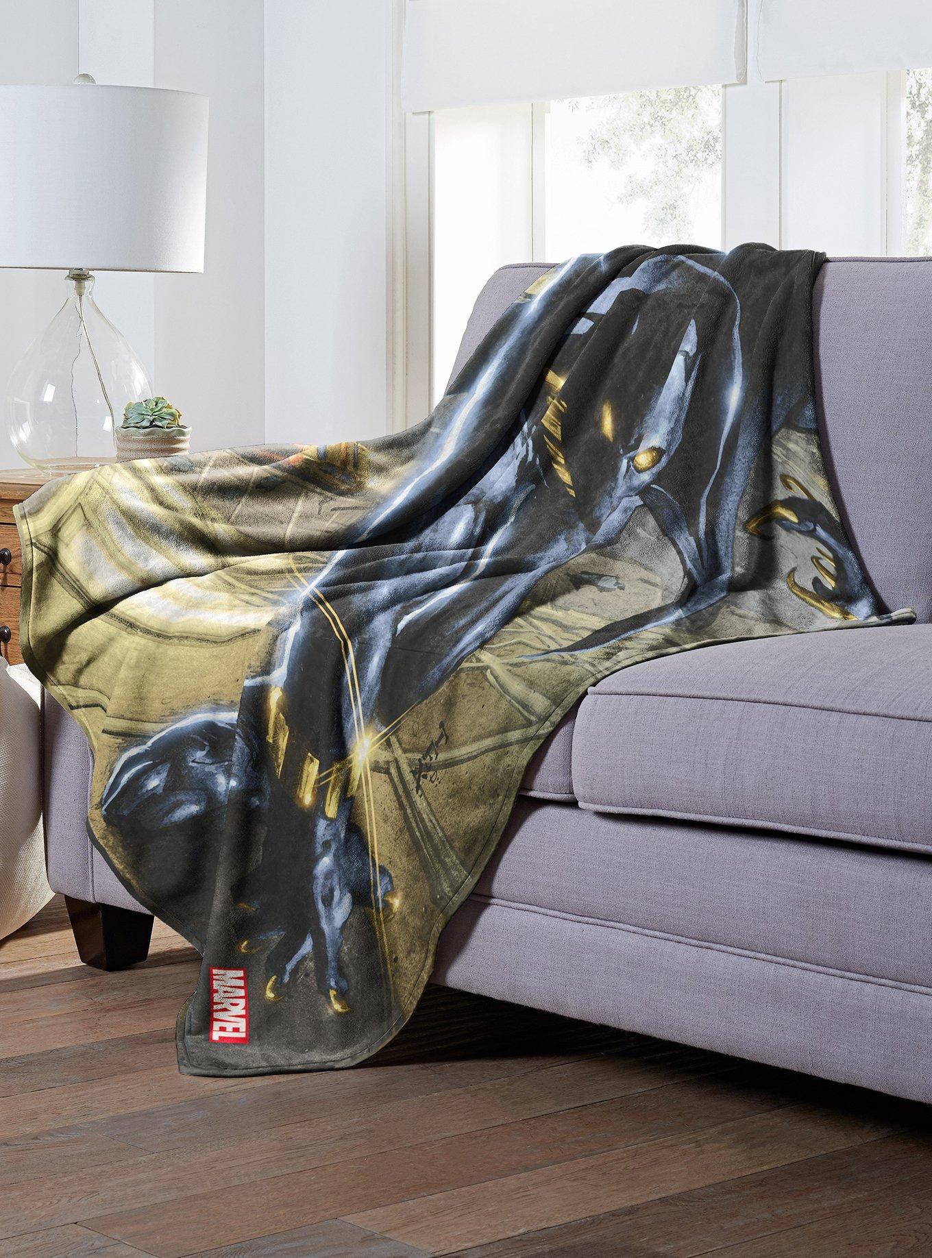 Marvel Black Panther Golden Touch Throw Blanket, , alternate