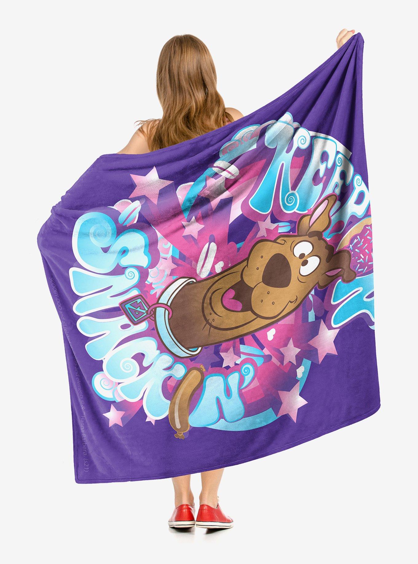 Scooby-Doo Keep Snackin Throw Blanket, , hi-res