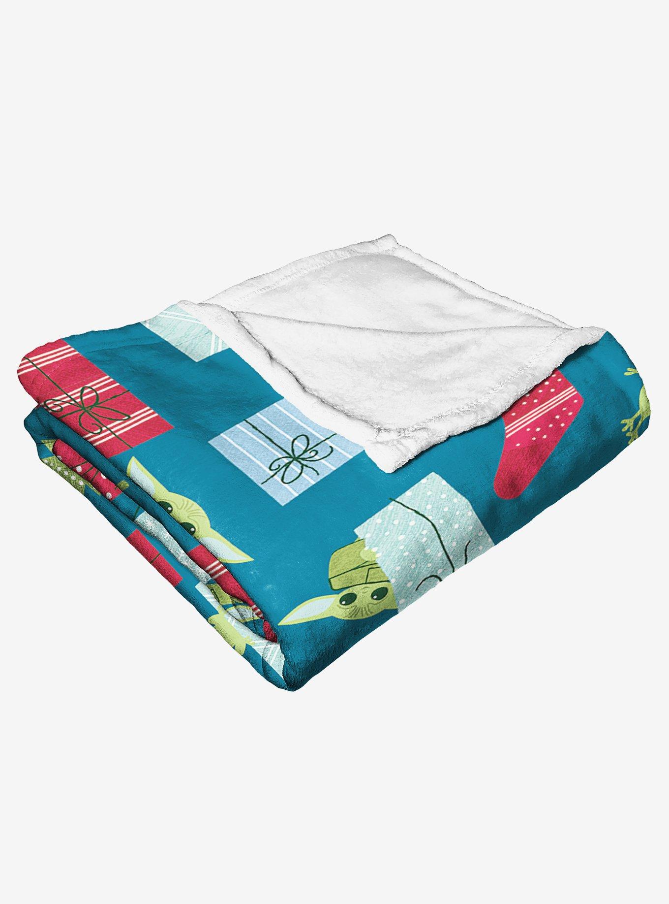 Star Wars The Mandalorian Best Present Ever Throw Blanket, , alternate
