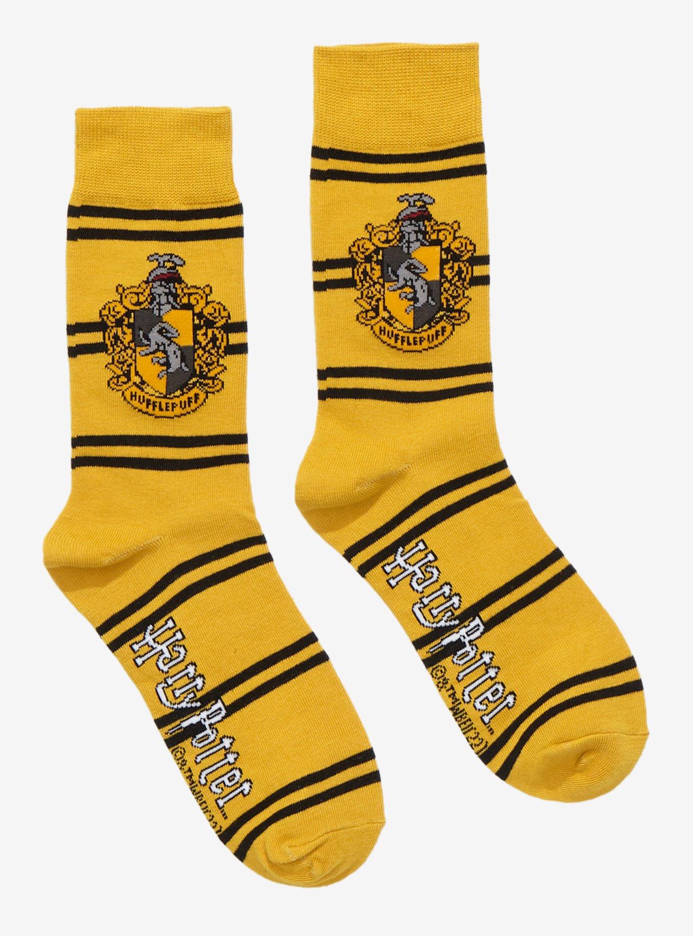 Harry Potter Hufflepuff Crest Scarf Set, , alternate