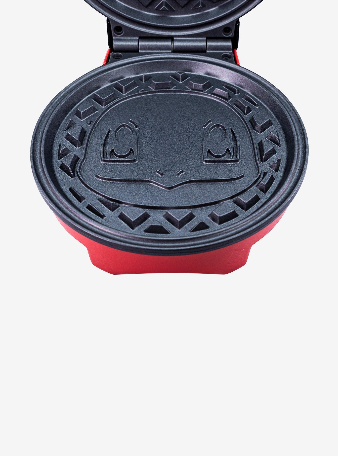 Pokémon Squirtle Waffle Maker, , alternate