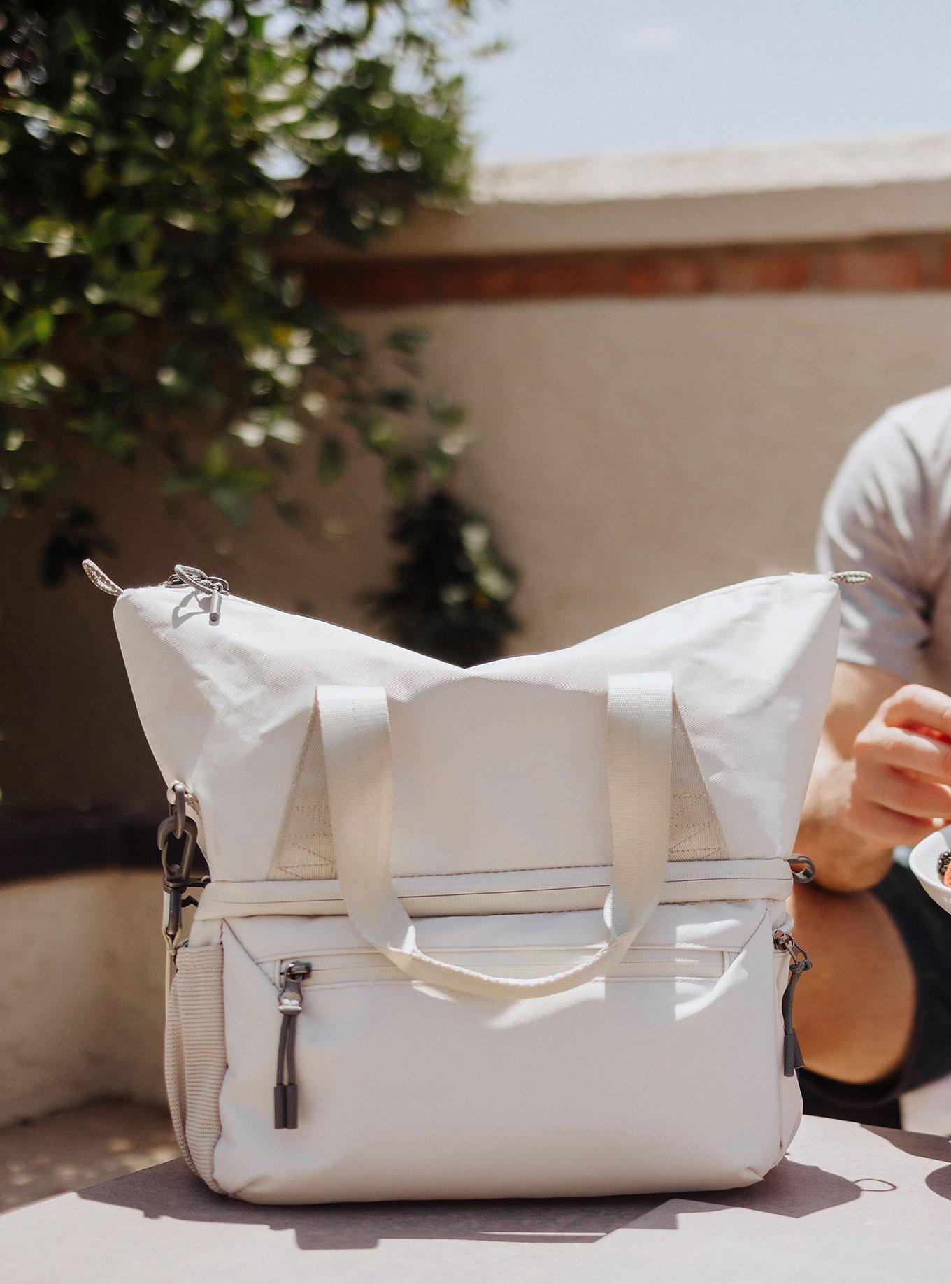 Tarana Halo Gray Insulated Lunch Bag
