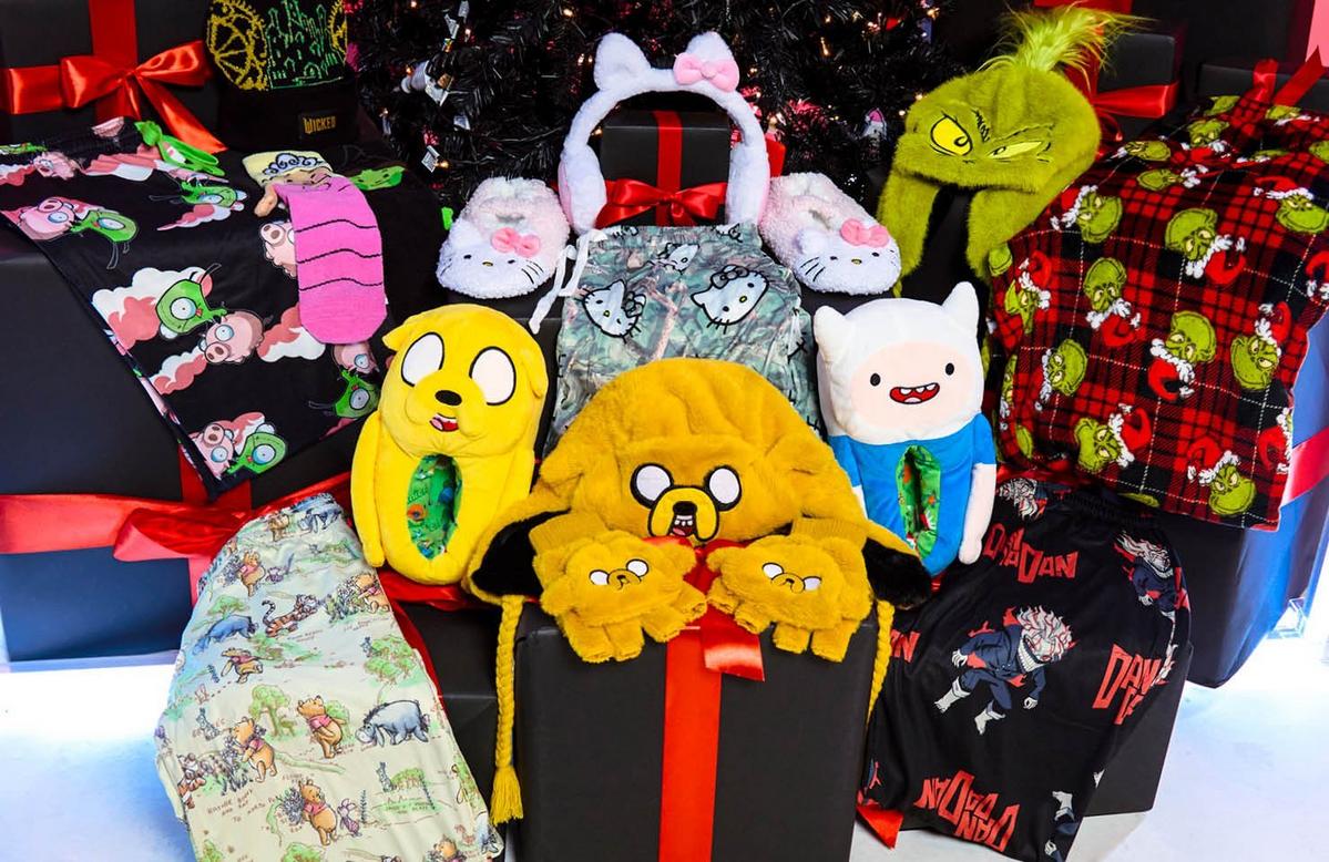 Sleep and cozy accessories