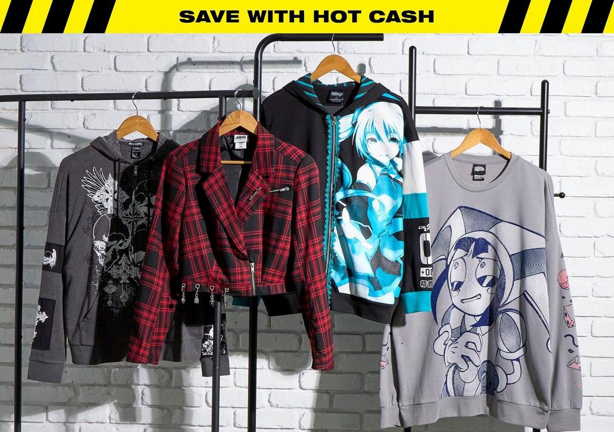 Hoodies & Sweaters