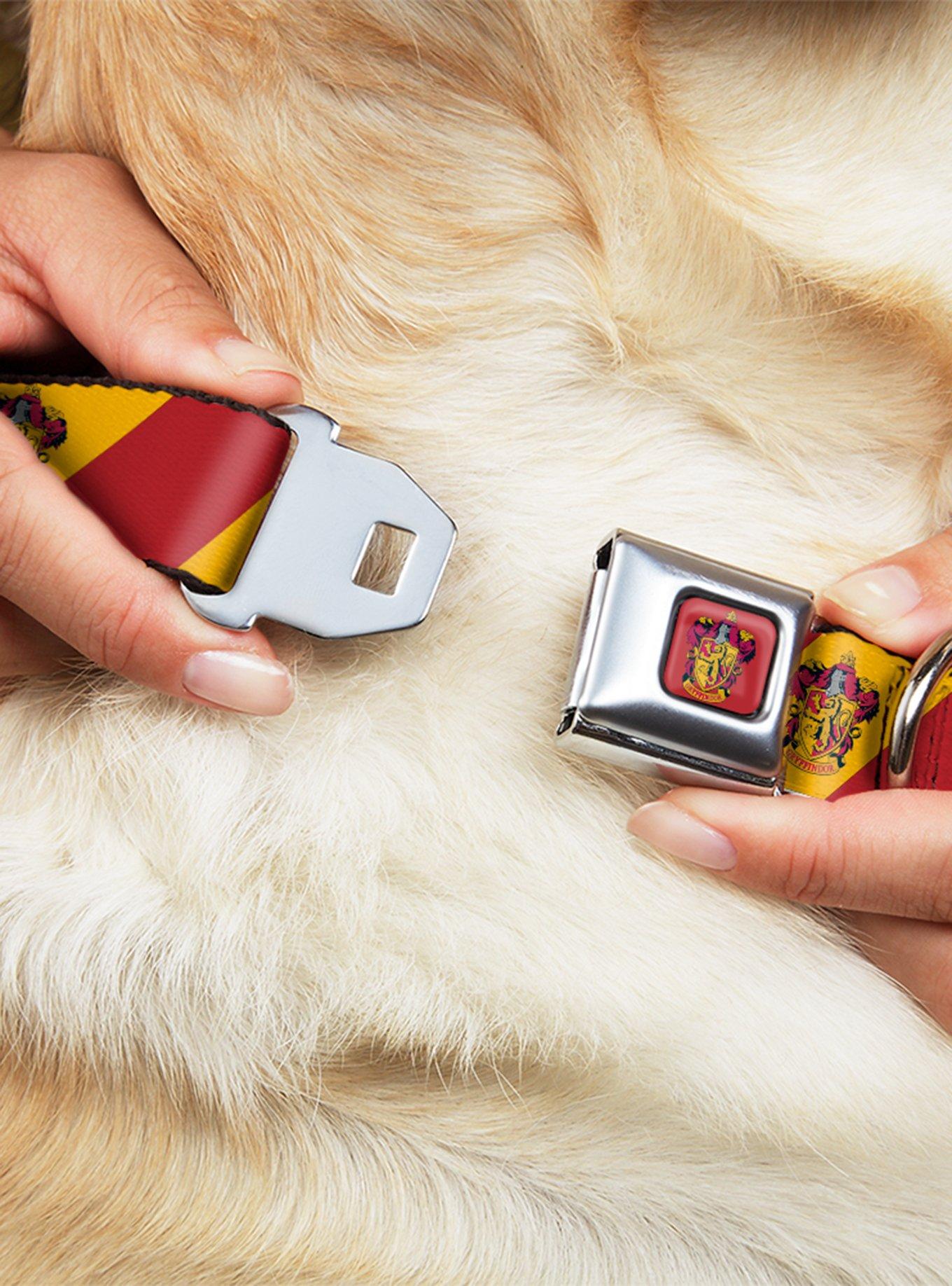 Harry Potter Gryffindor Crest Diagonal Seatbelt Buckle Dog Collar, , hi-res