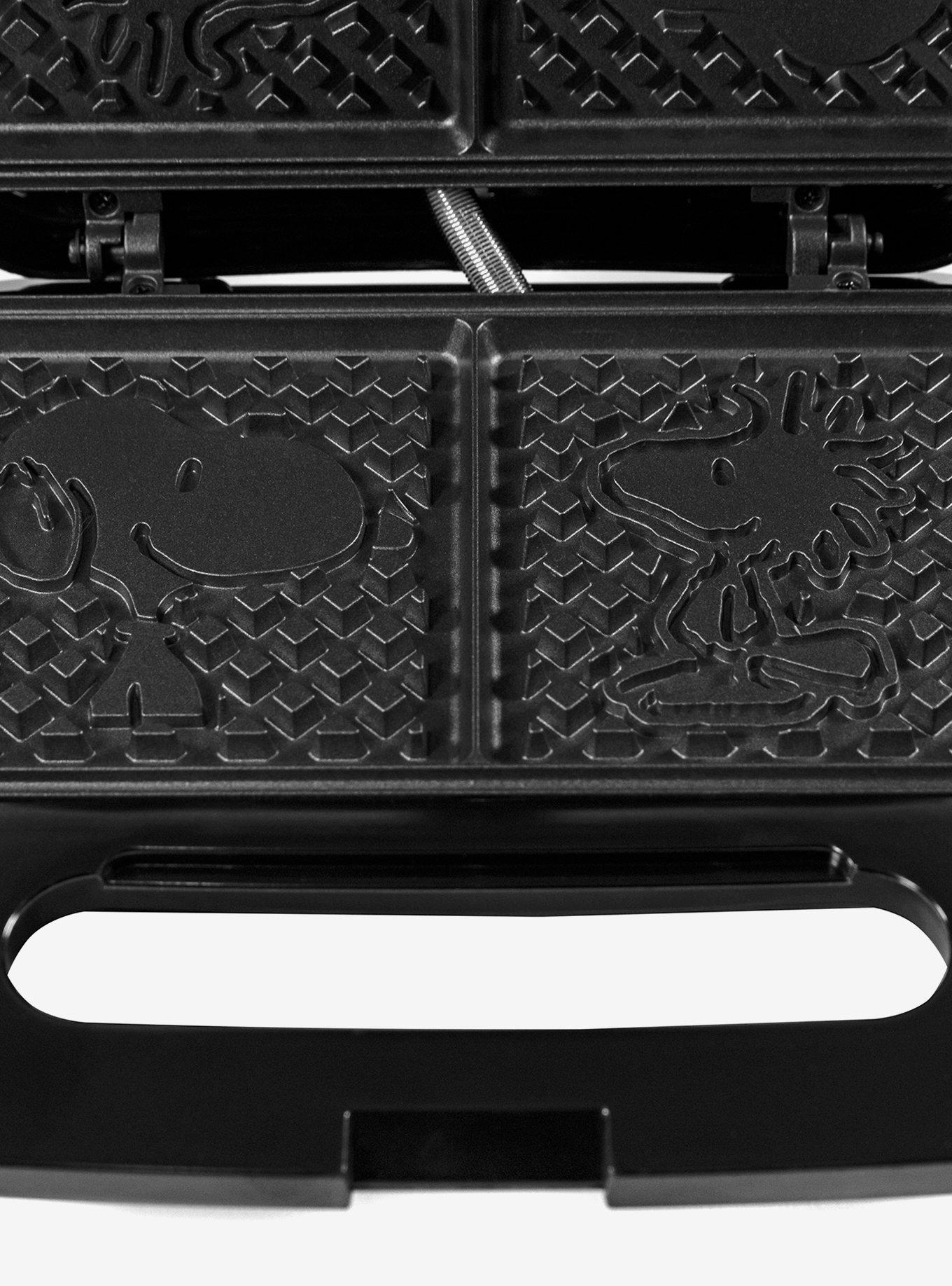 Peanuts Snoopy Waffle Maker, , hi-res
