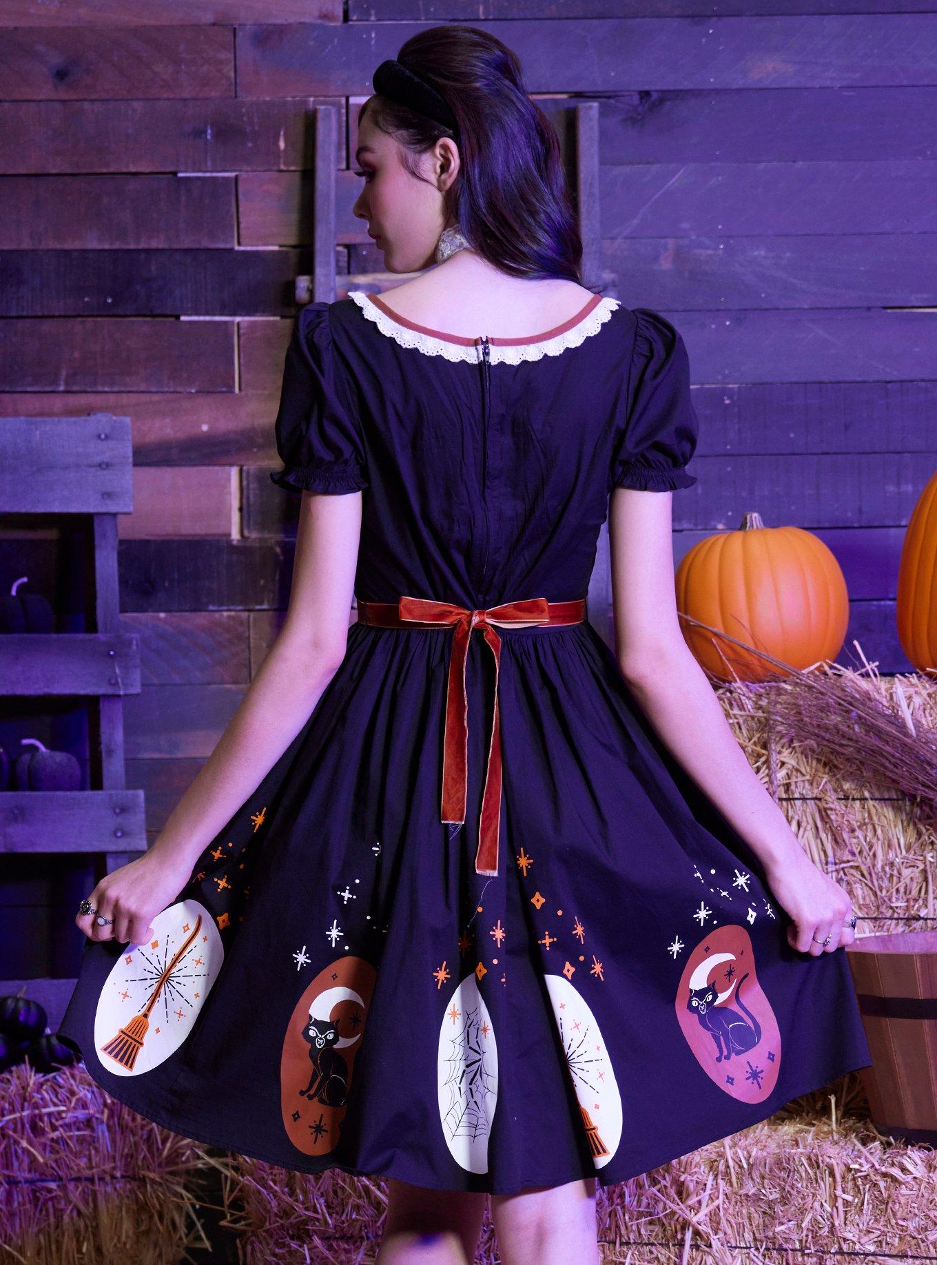 Her Universe Disney Hocus Pocus Retro Icons Babydoll Dress, MULTI, alternate