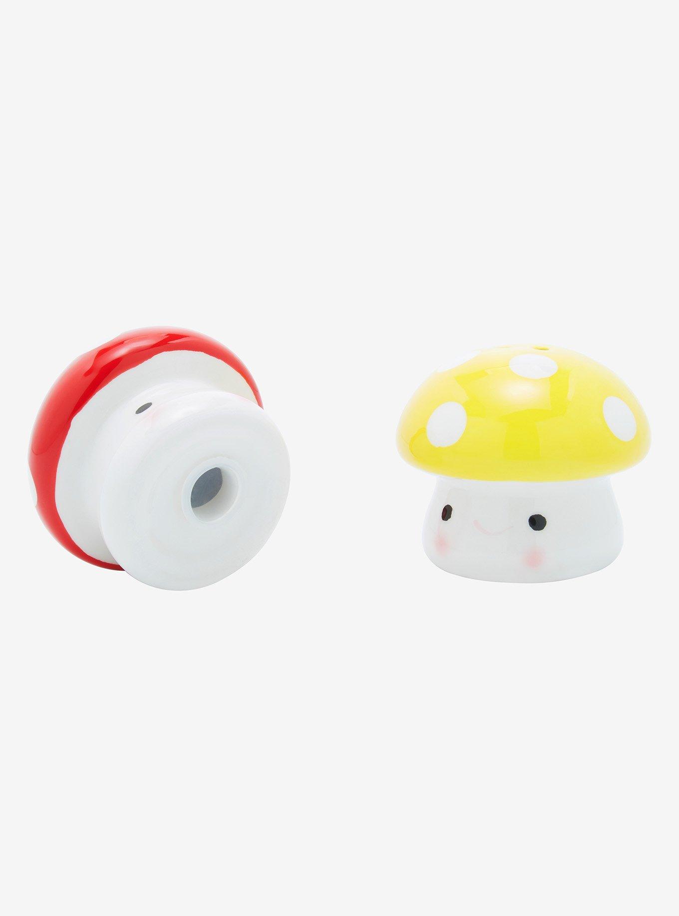 Mushroom Salt and Pepper Shaker Set, , alternate