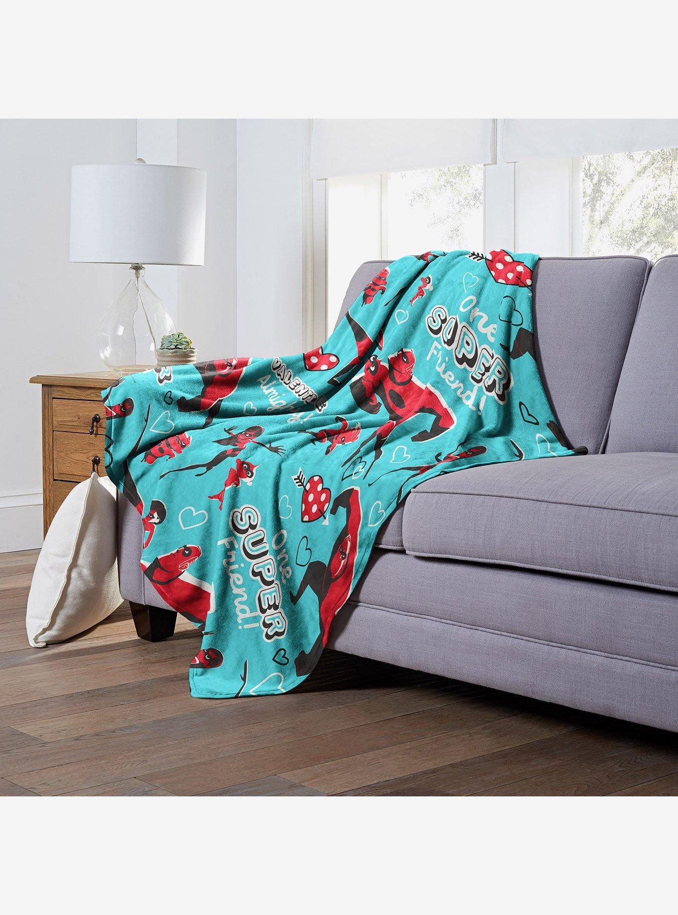 Disney Pixar The Incredibles Super Valentine Blanket, , alternate