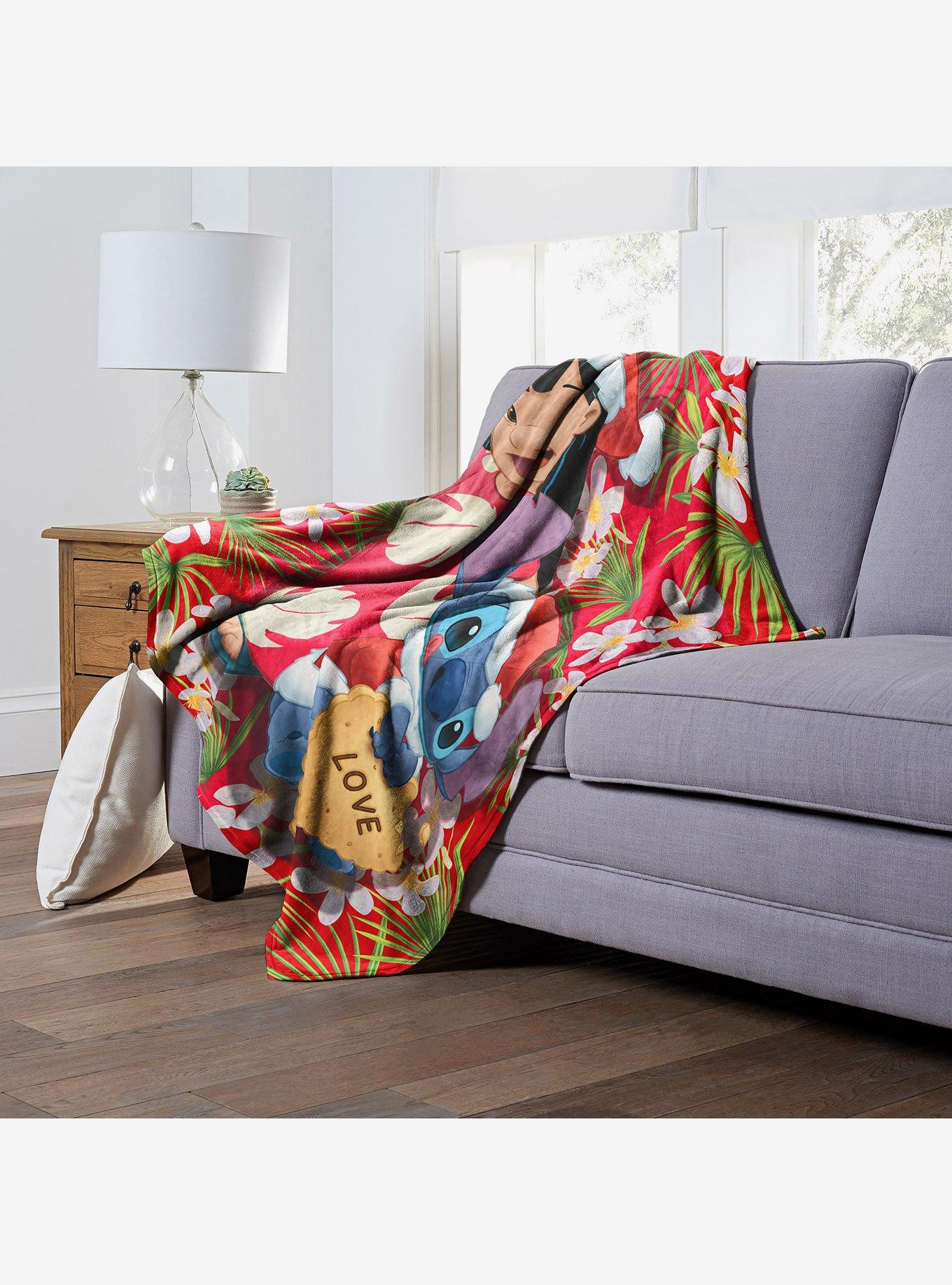 Disney Lilo & Stitch Santa Stitch Throw Blanket, , alternate
