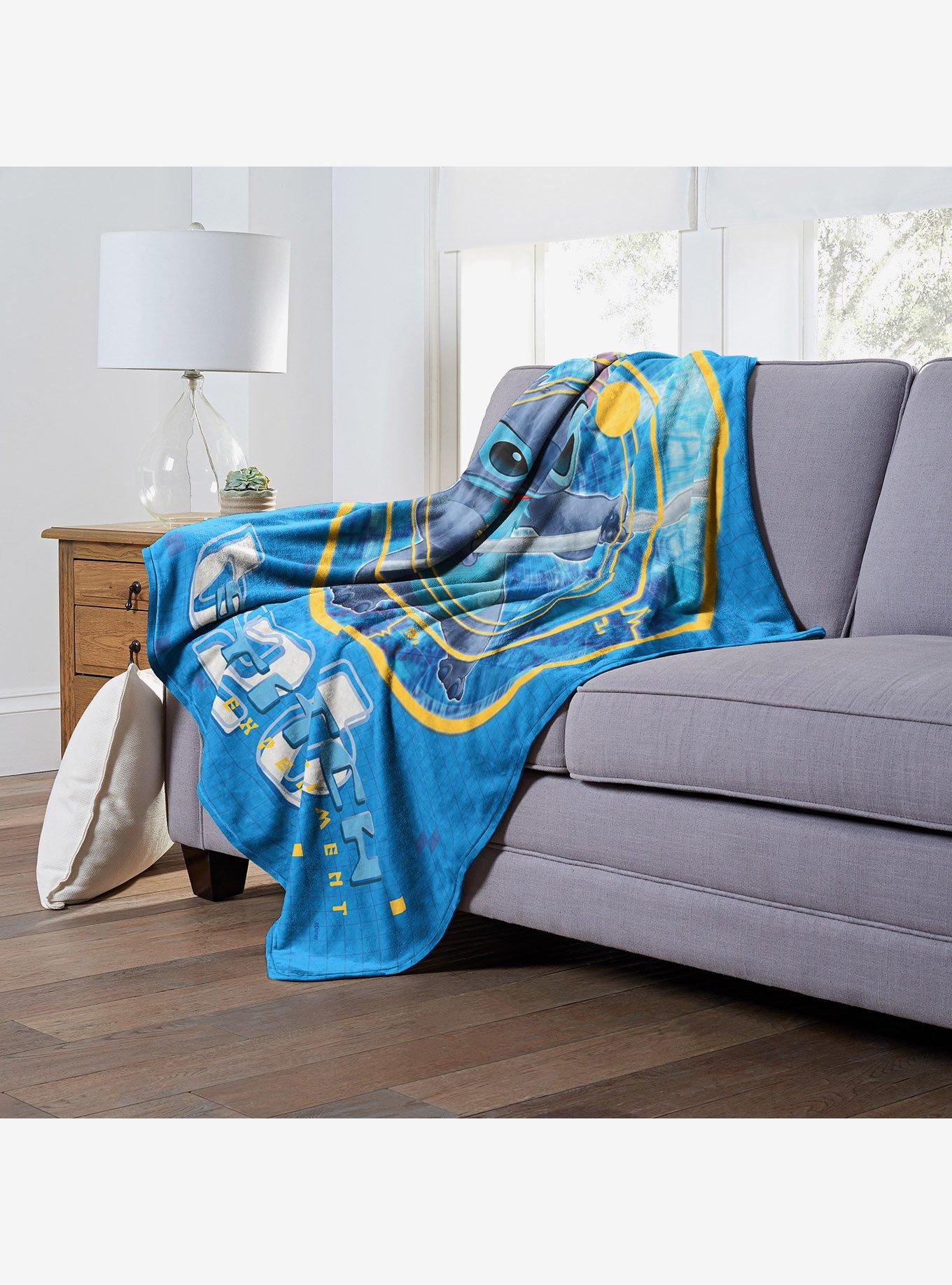 Disney Lilo & Stitch Stitch Experiment Throw Blanket, , alternate