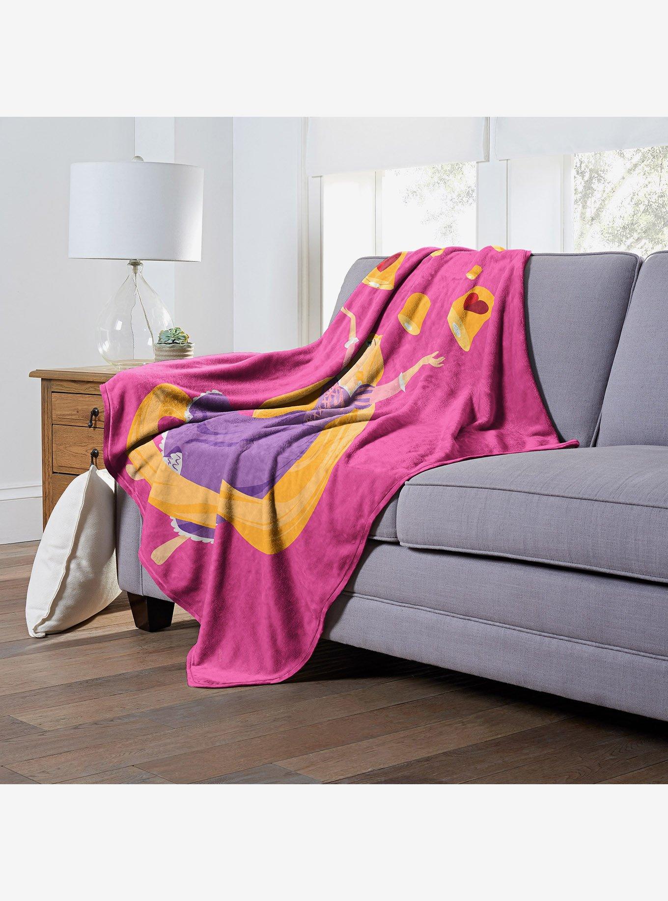 Disney Princesses Floating Valentines Throw Blanket