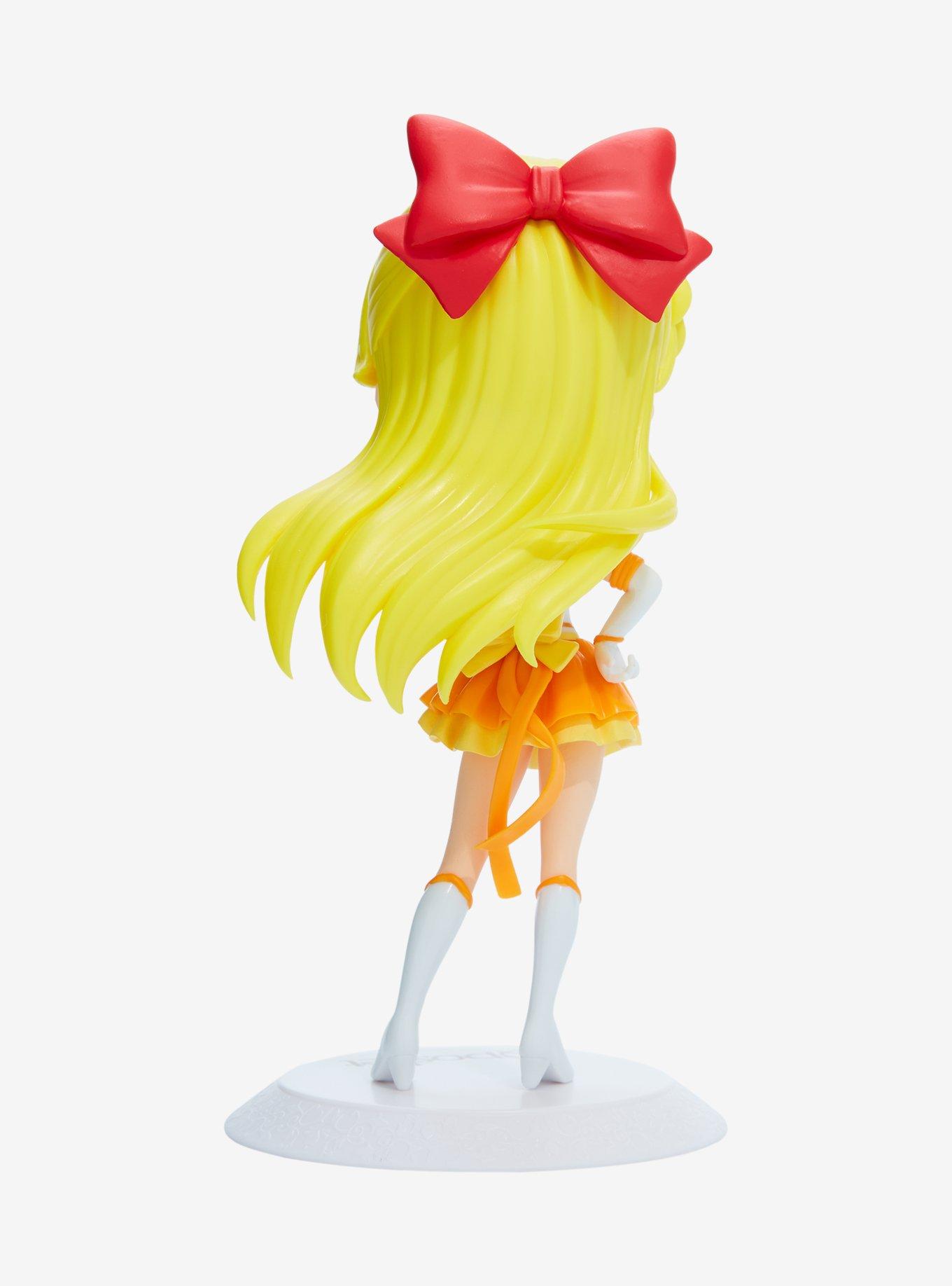 Banpresto Sailor Moon Cosmos Q Posket Eternal Sailor Venus Figure (Ver. A)