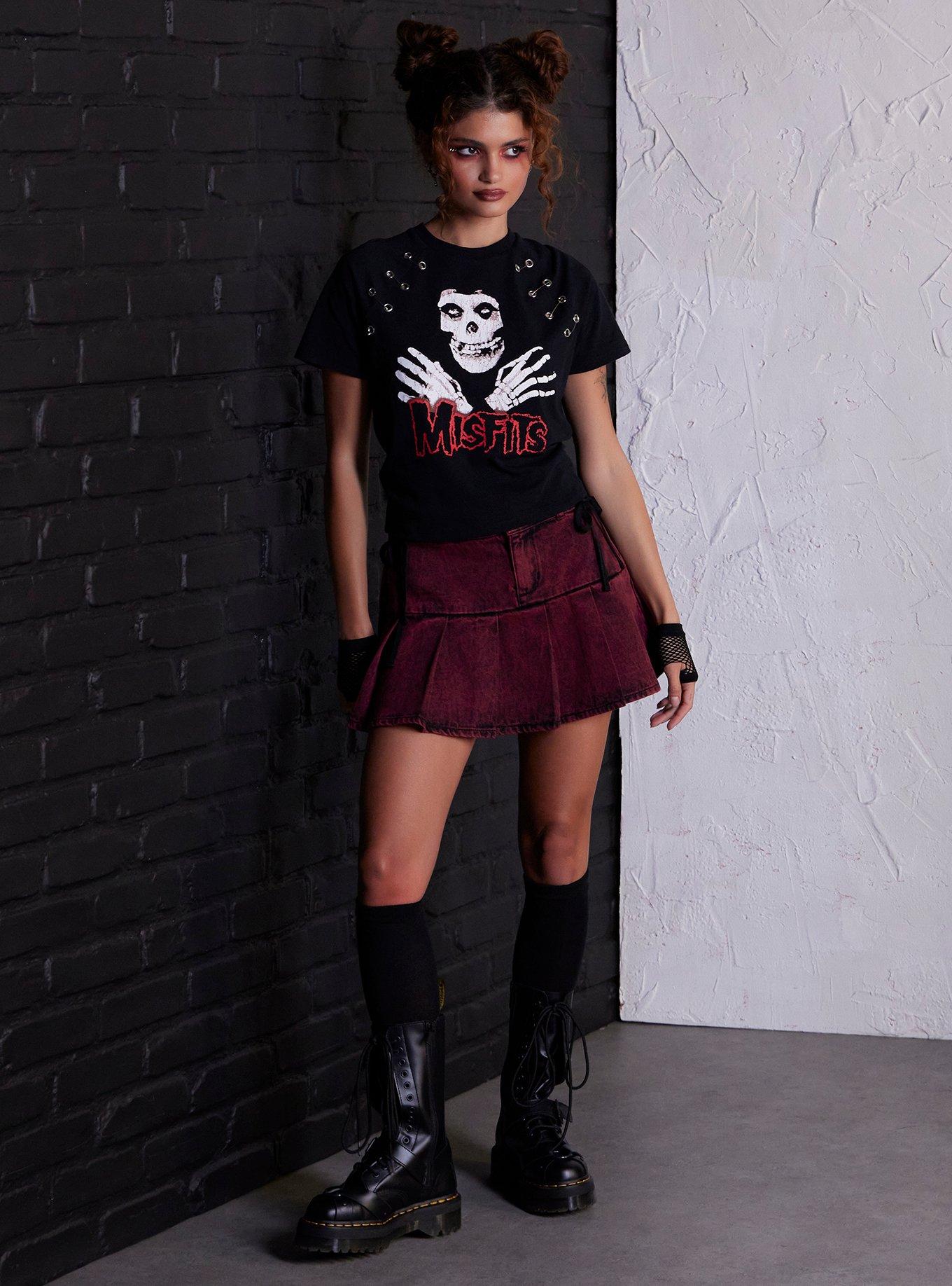 Misfits X Social Collision Fiend Safety Pin Girls Raglan T-Shirt Hot Topic Exclusive, BLACK, alternate