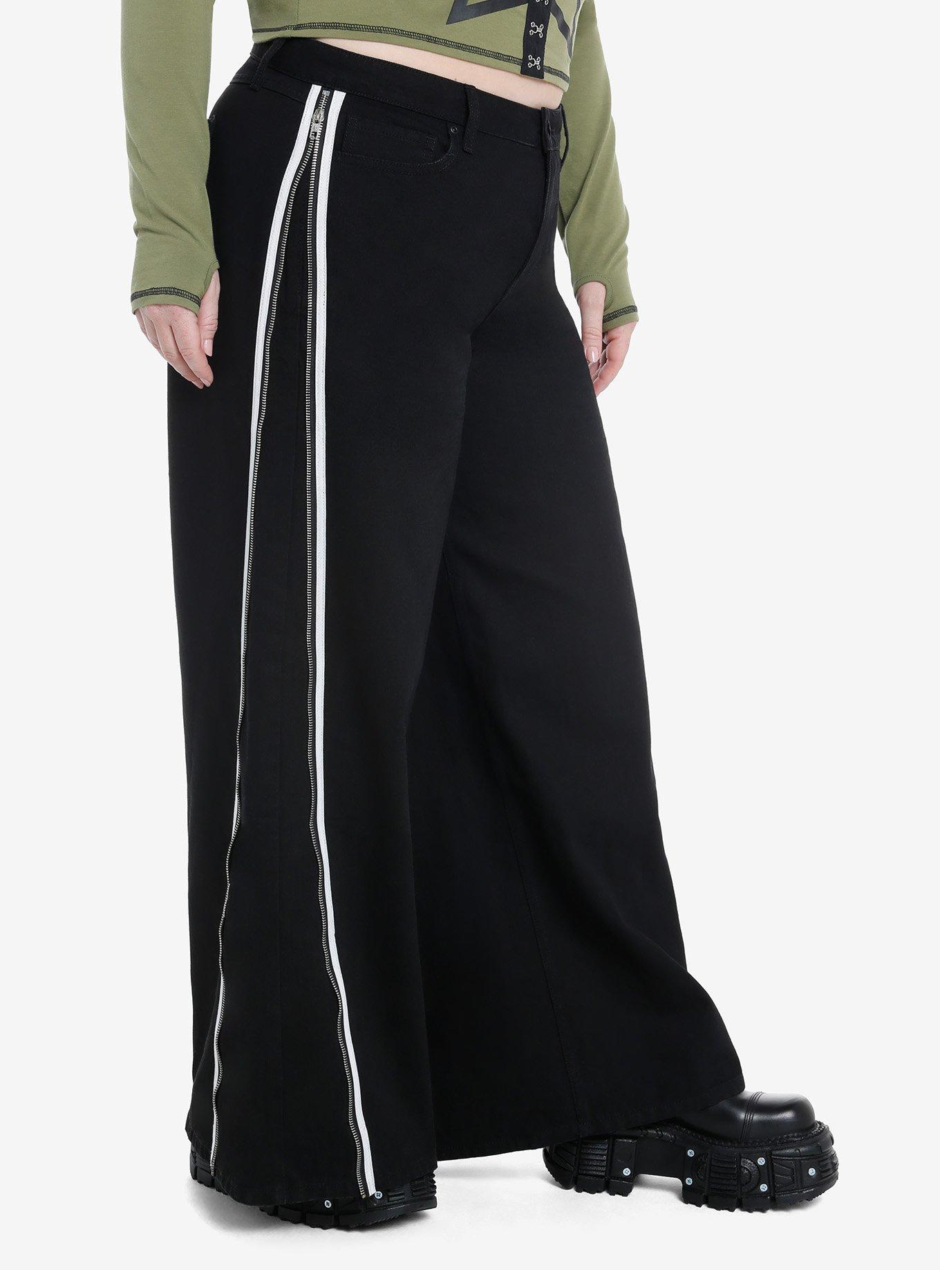 Black & White Stripe Star Carpenter Pants Plus Size, , alternate