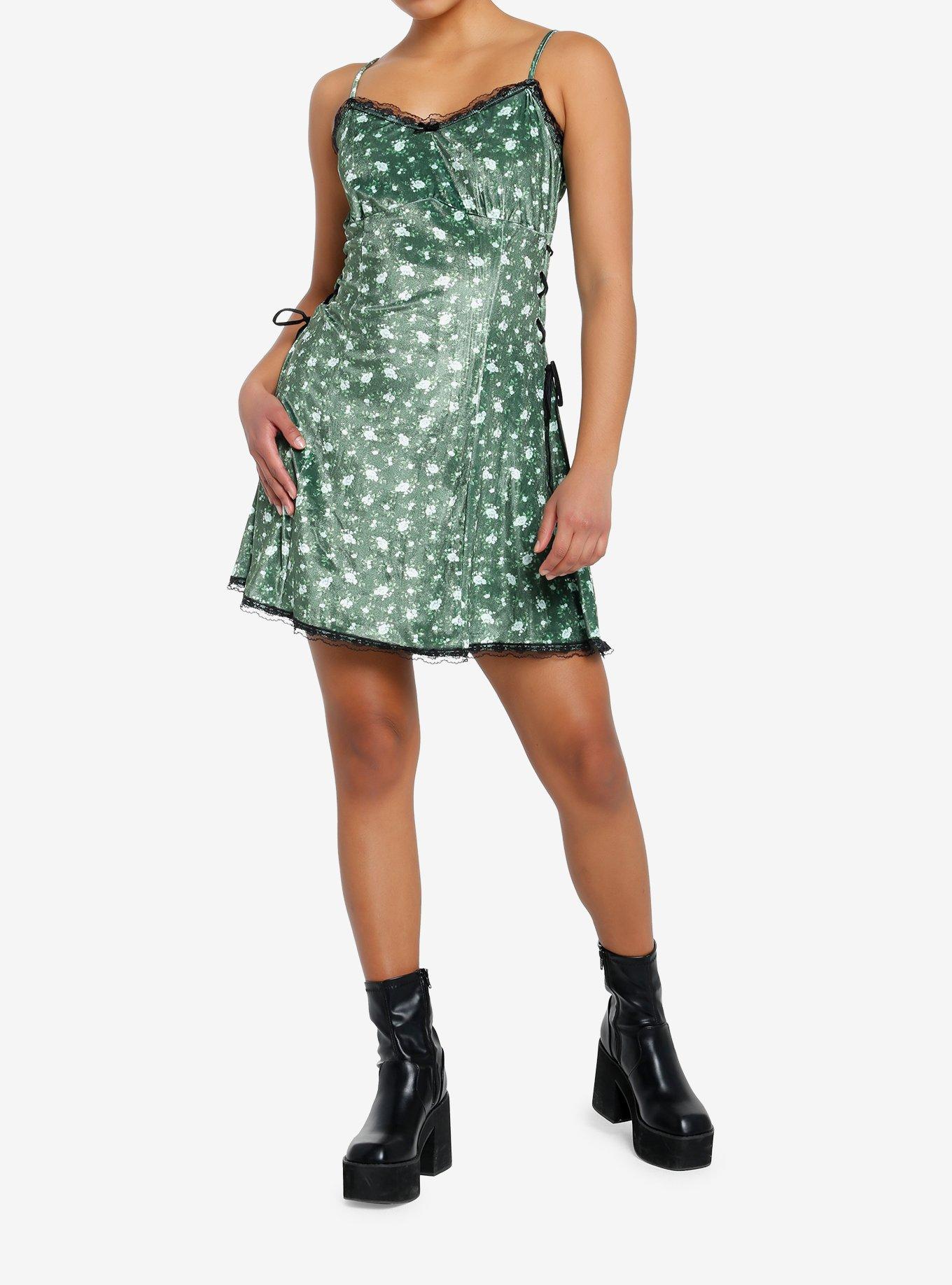 Daisy Street Green Floral Velvet Mini Dress, , hi-res