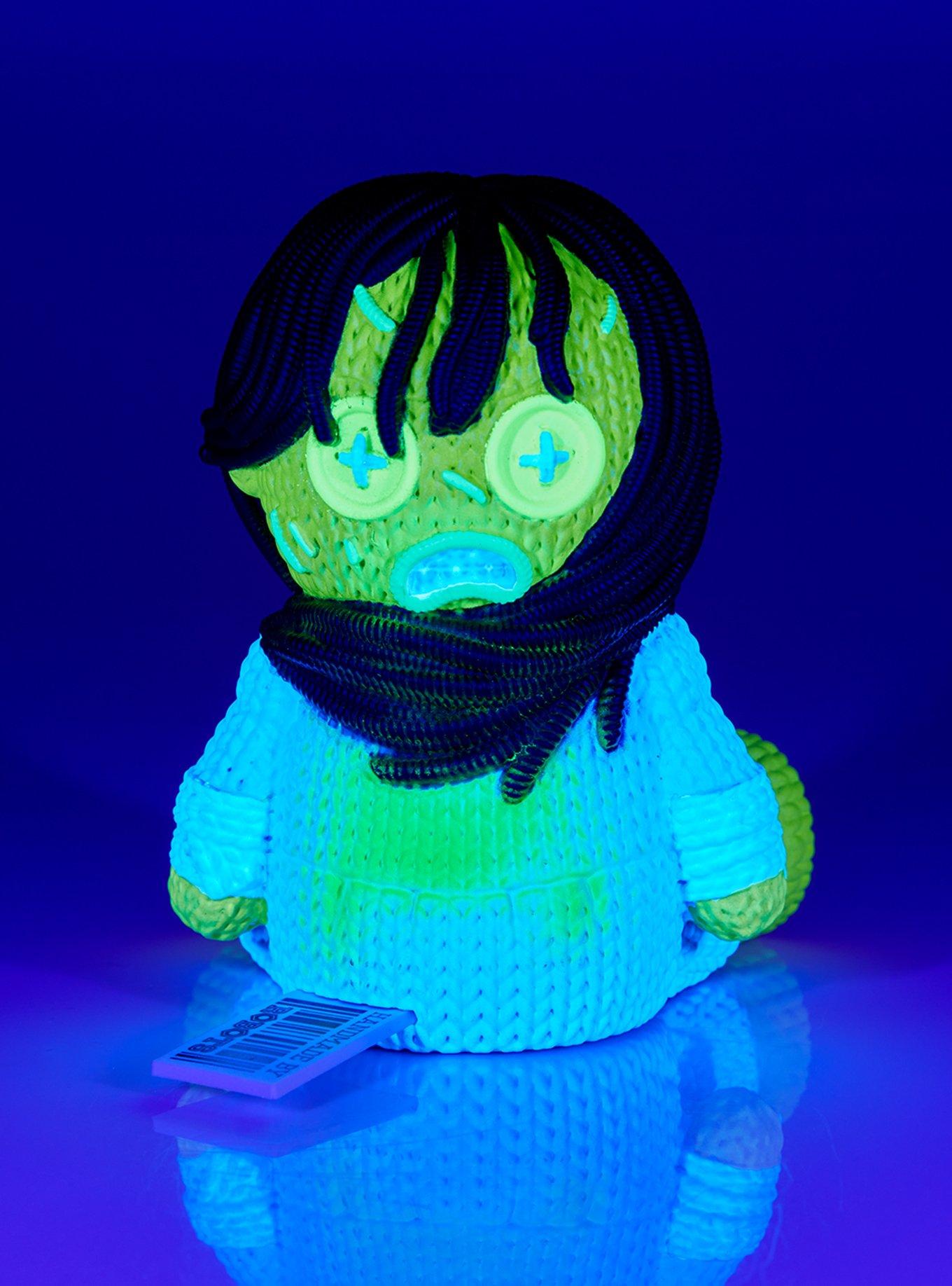 Handmade By Robots The Exorcist Knit Series Regan MacNeil Vinyl Figure Hot Topic Exclusive, , hi-res