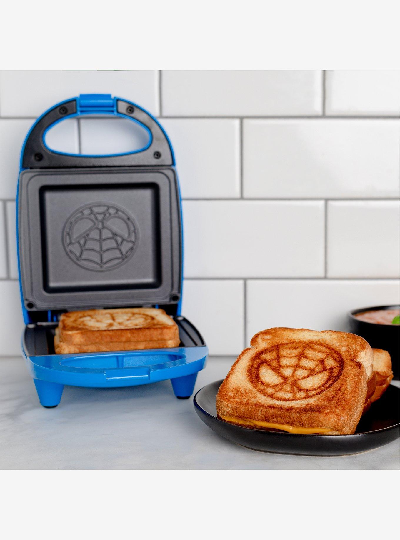 Uncanny Brands Marvel Spider-Man Grilled Cheese Maker, , alternate