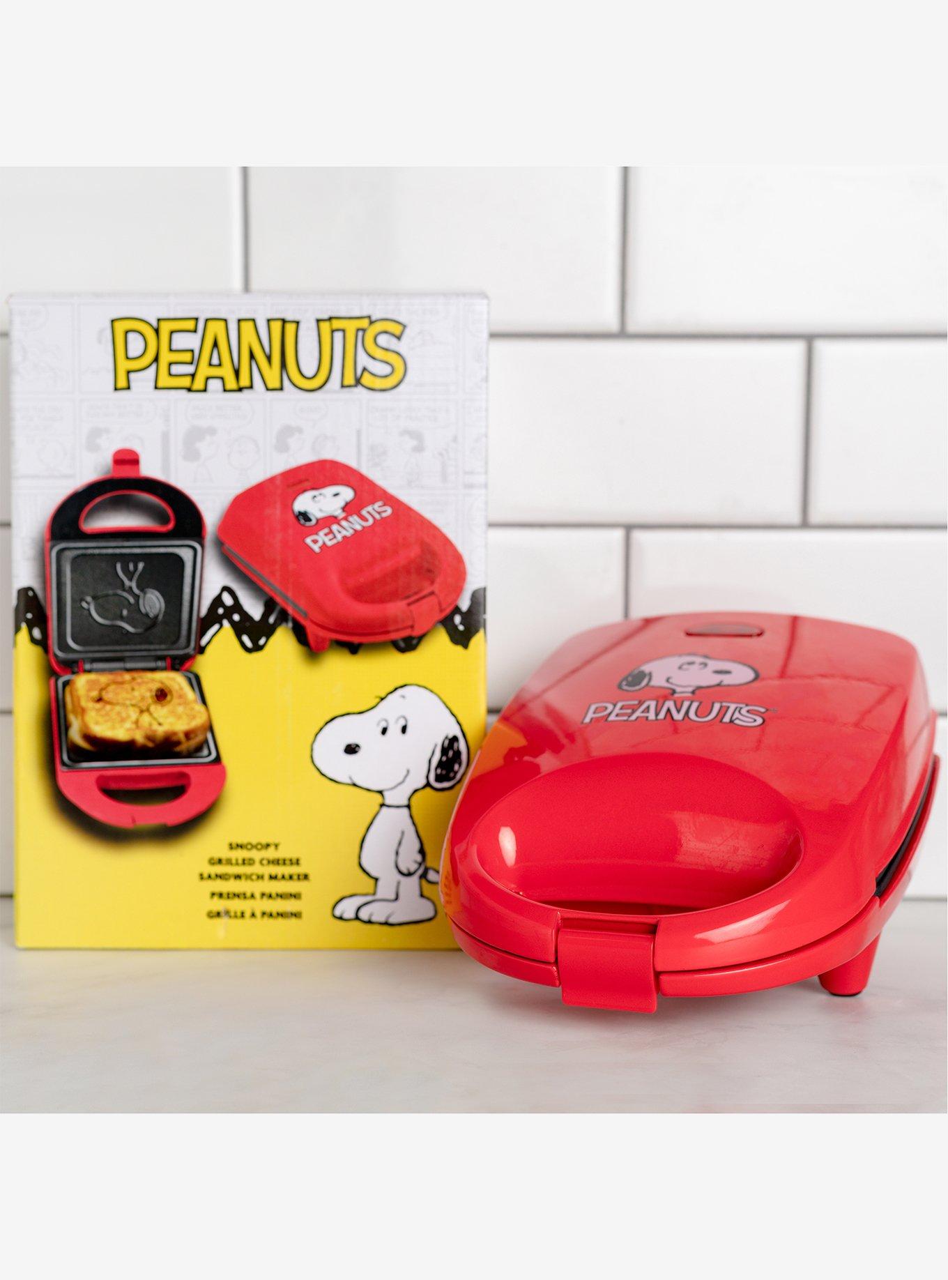 Uncanny Brands Peanuts Snoopy Grilled Cheese Maker, , alternate