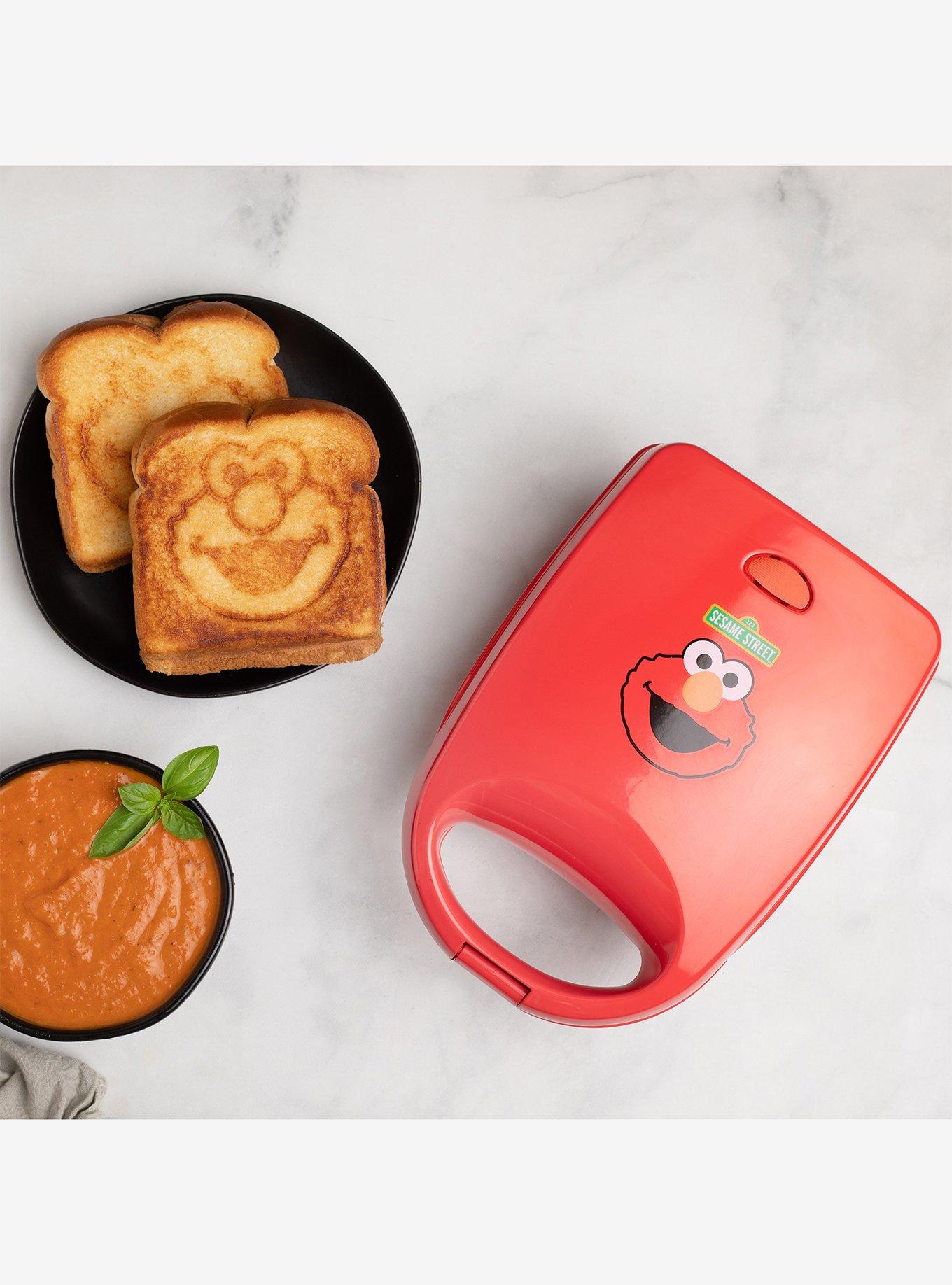 Uncanny Brands Sesame Street Elmo Grilled Cheese Maker, , alternate