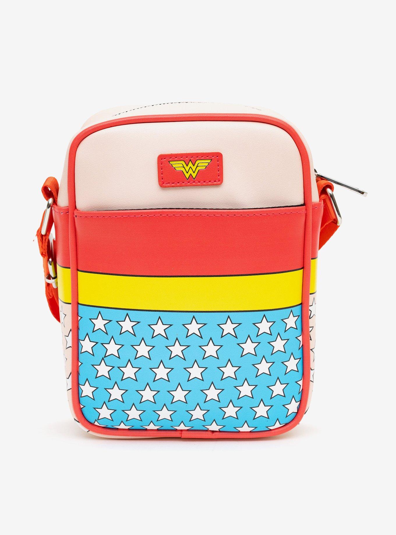 DC Comics Wonder Woman Body Character Close Up Crossbody Bag, , alternate