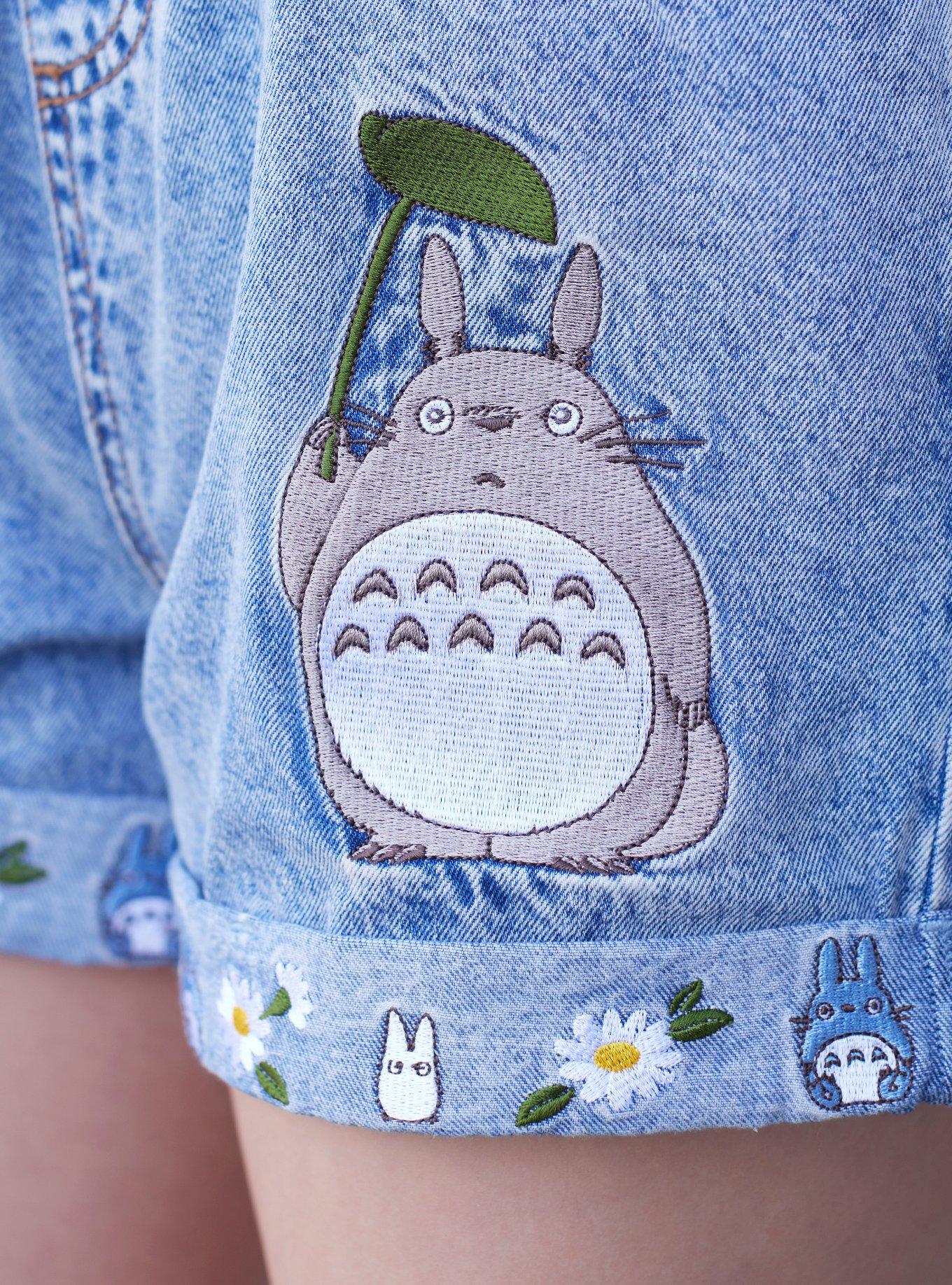 Her Universe Studio Ghibli My Neighbor Totoro Spring Elastic High-Waisted Denim Shorts, MEDIUM WASH, alternate