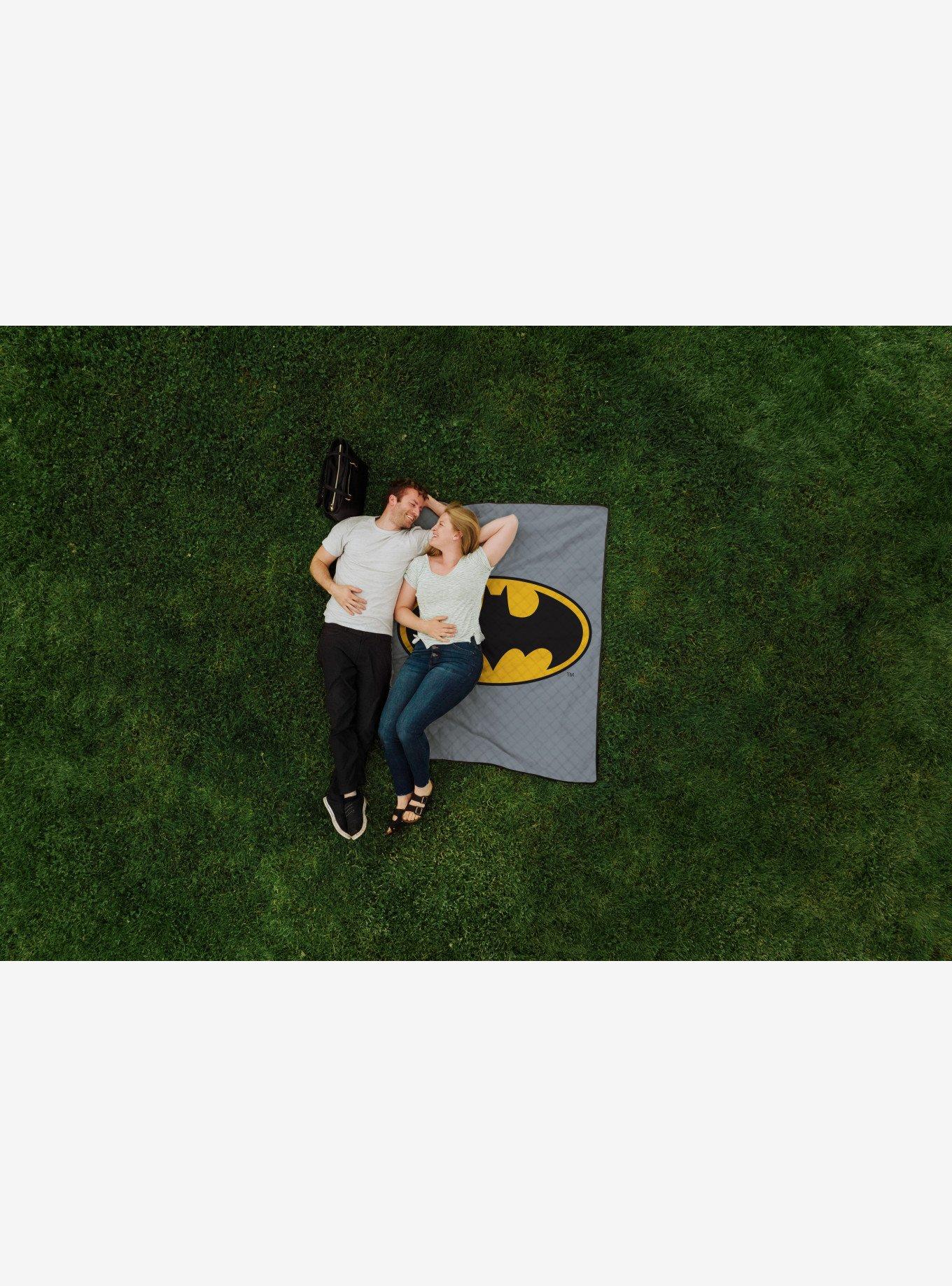 DC Comics Batman Impresa Picnic Blanket, , alternate