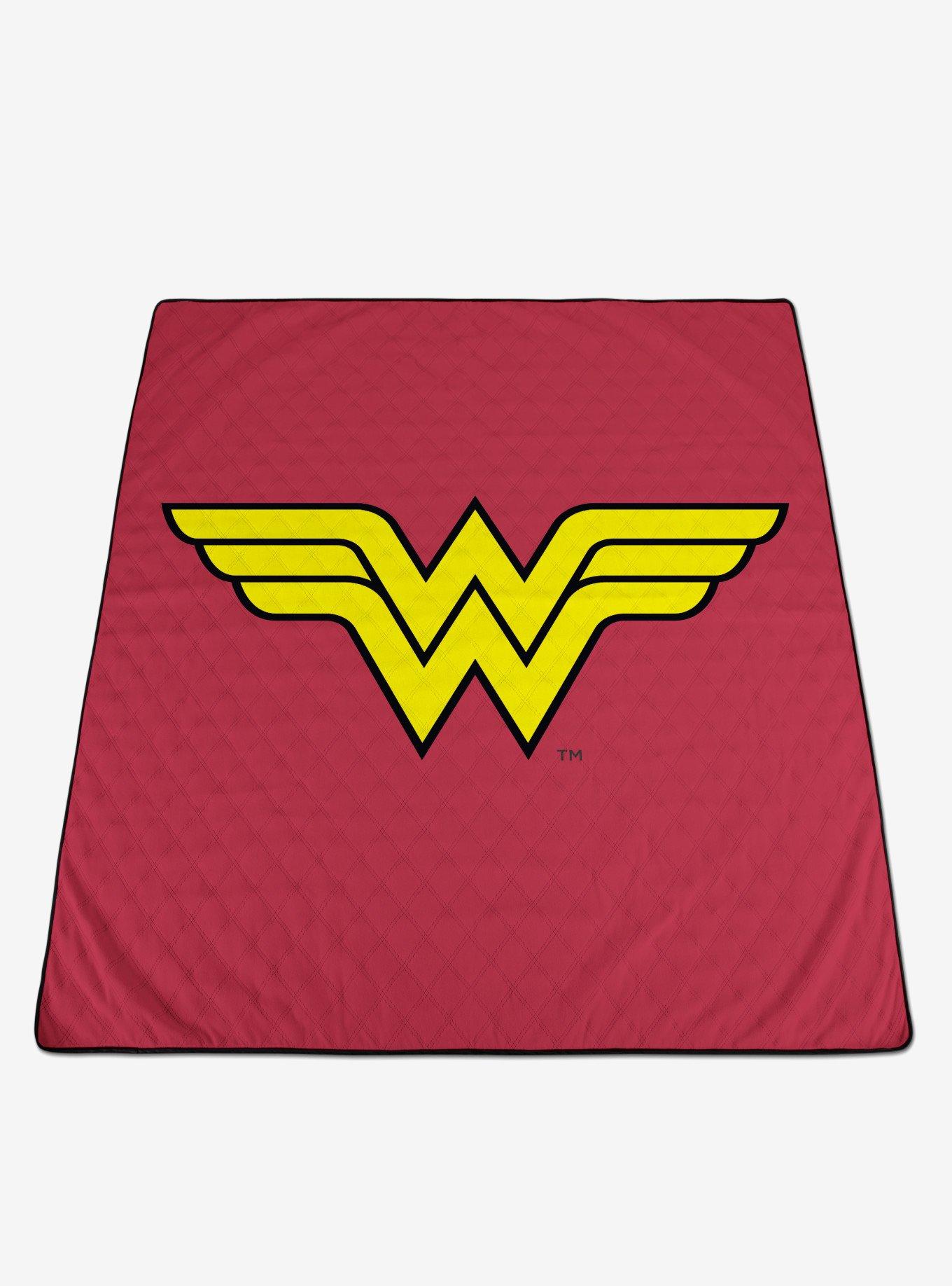 DC Comics Wonder Woman Impresa Picnic Blanket, , hi-res