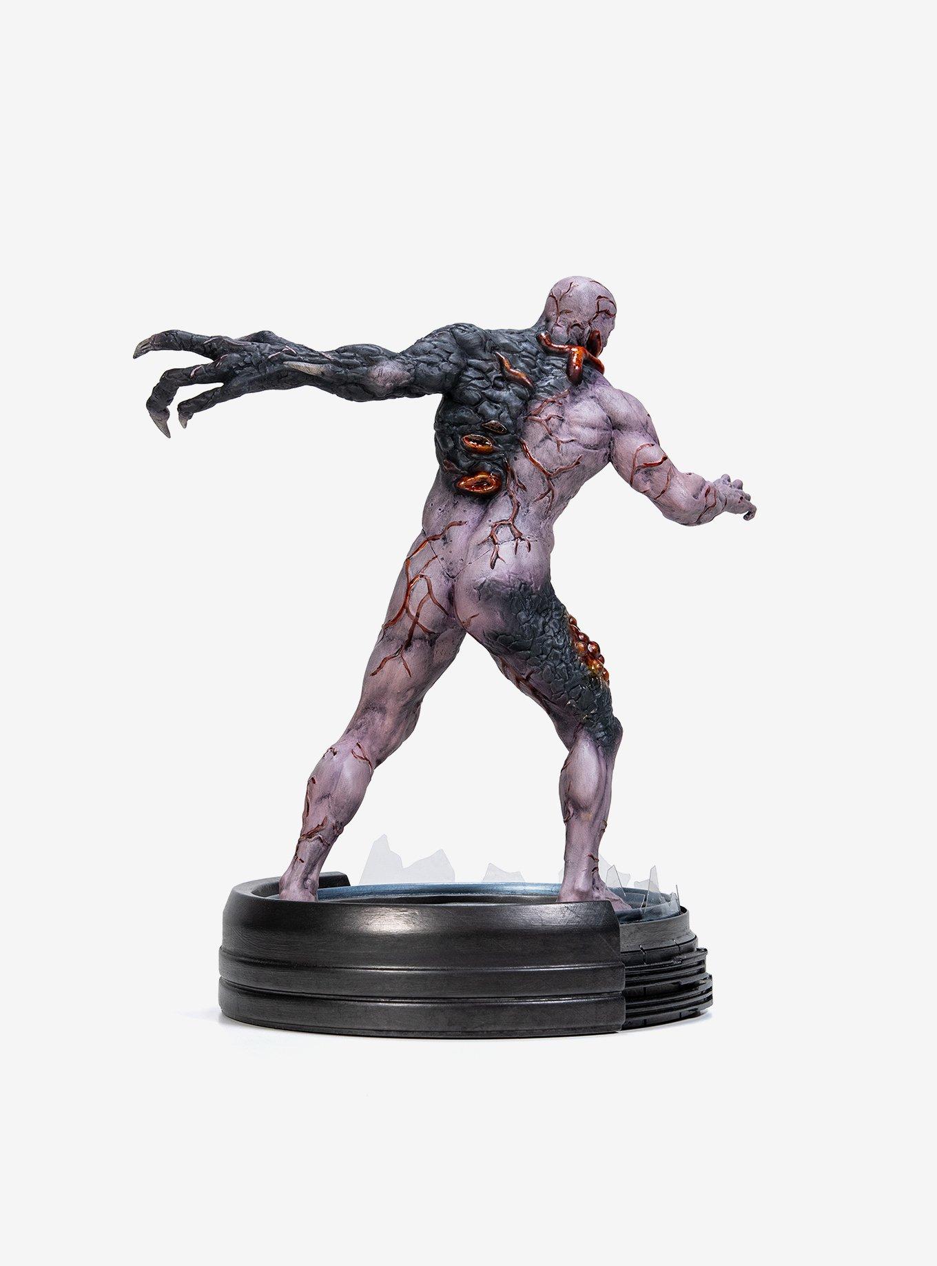 Resident Evil Tyrant T-002 Limited Edition Statue, , alternate