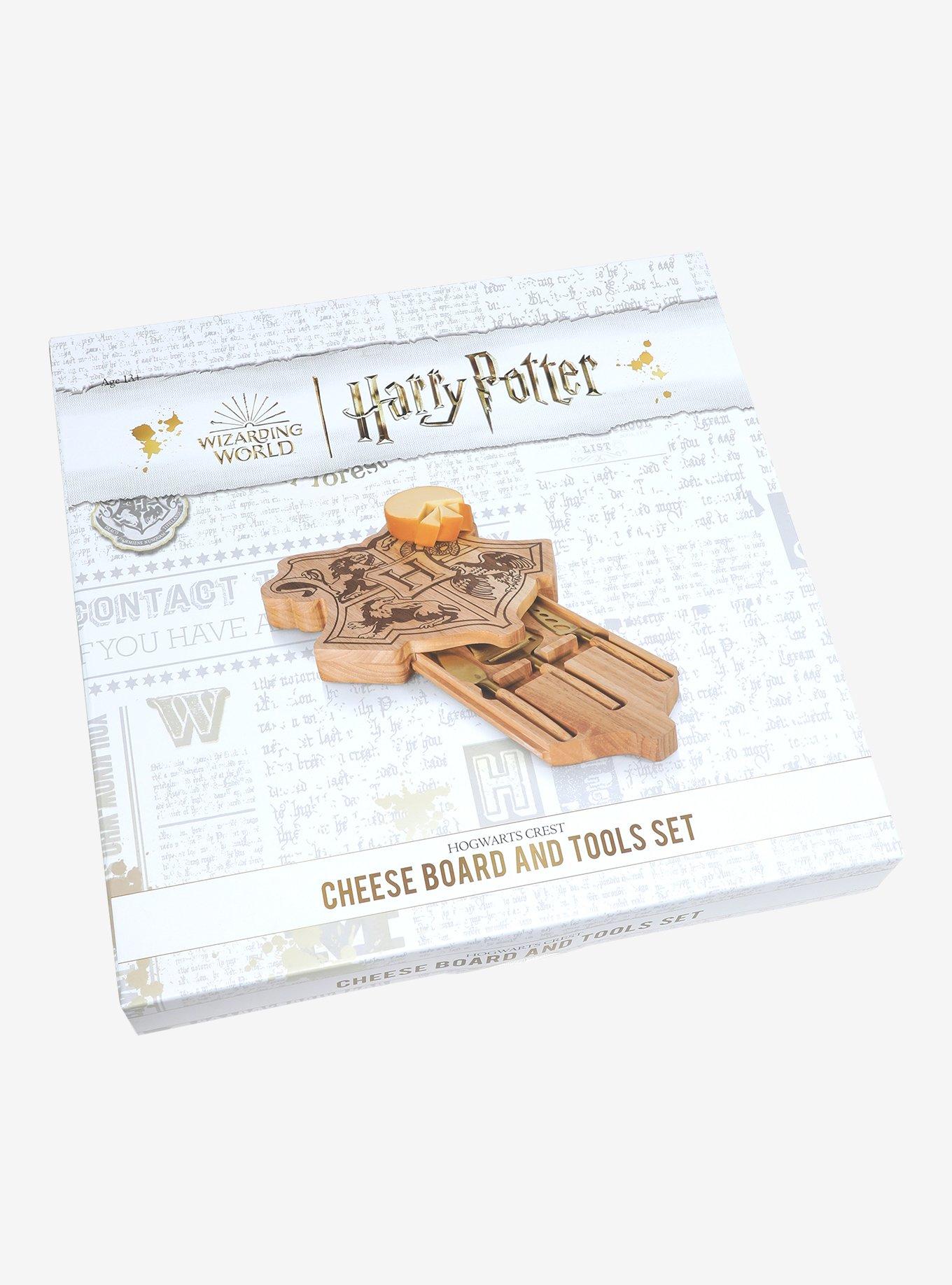 Harry Potter Cheese Board and Tool Set