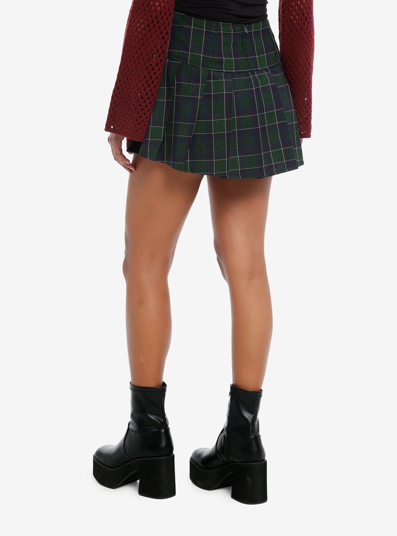 Social Collision® Green Plaid Grommet Low Rise Pleated Skirt, BLACK, alternate