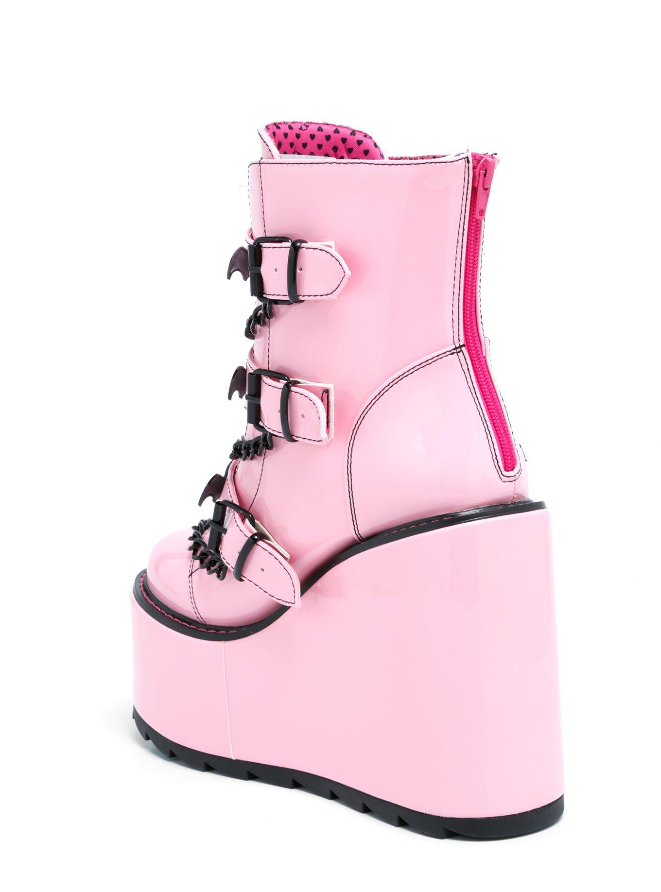 YRU Monster High Draculaura Dune Lo Platform Boots, MULTI, alternate