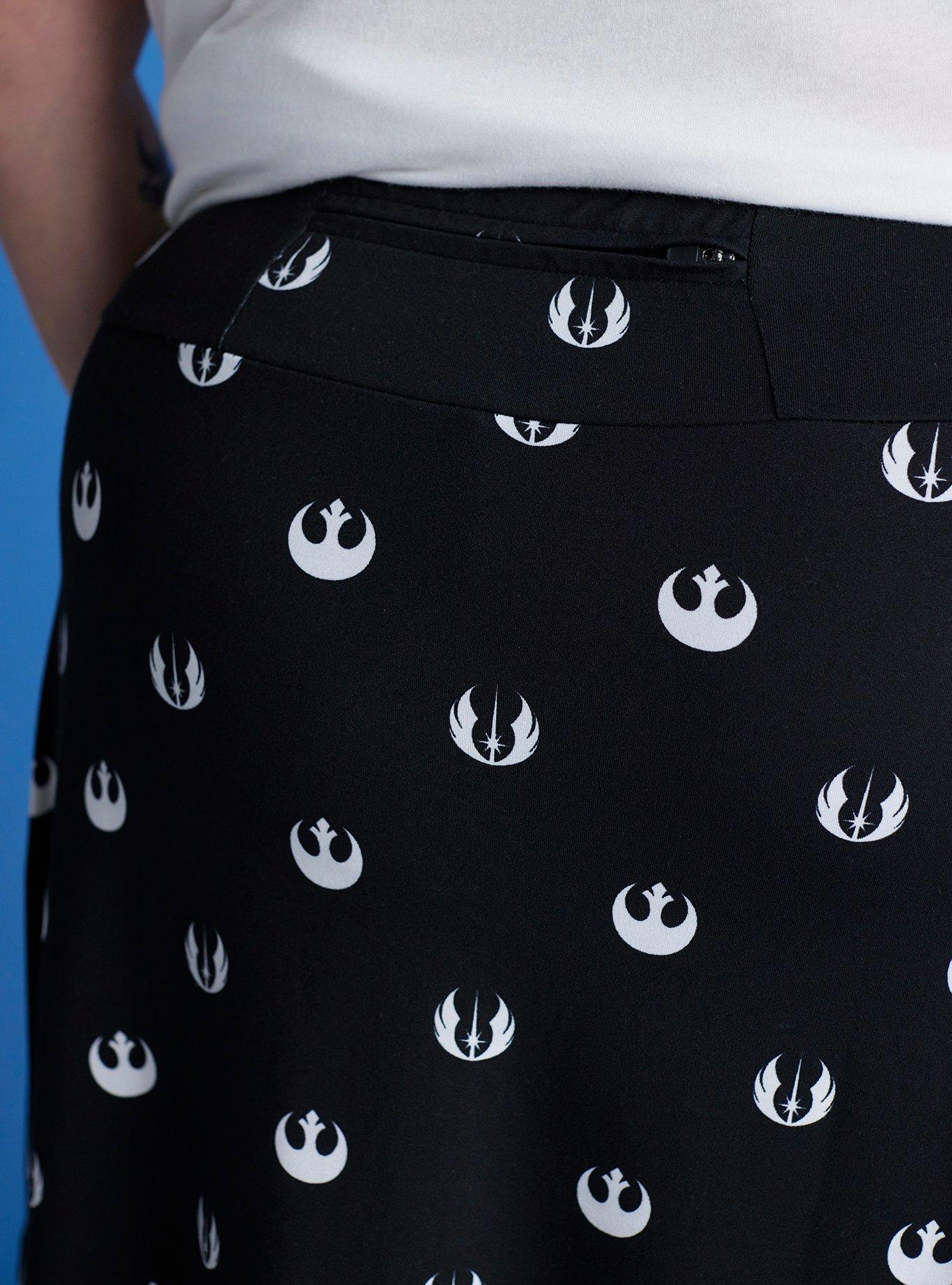 Her Universe Star Wars Icons Asymmetrical Athletic Skort Plus Size Her Universe Exclusive, BLACK  WHITE, alternate