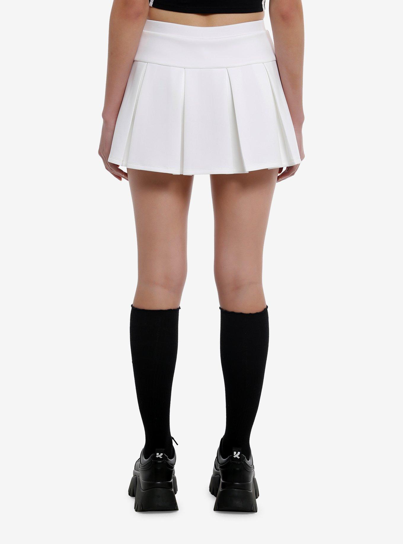 Sweet Society&reg; White Pleated Skort, , hi-res