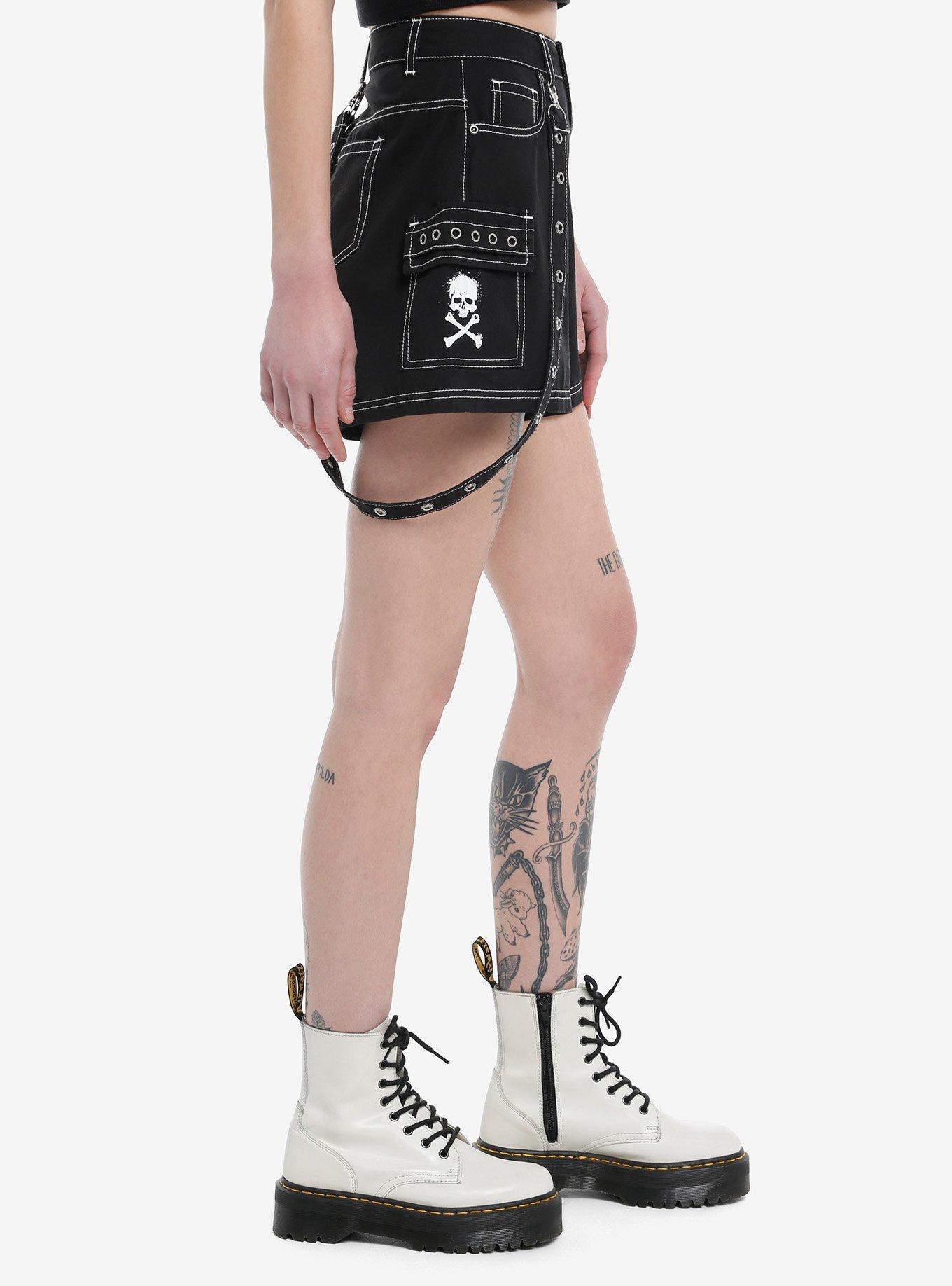 Black Skull & Barb Wire Girls Cargo Shorts, , alternate