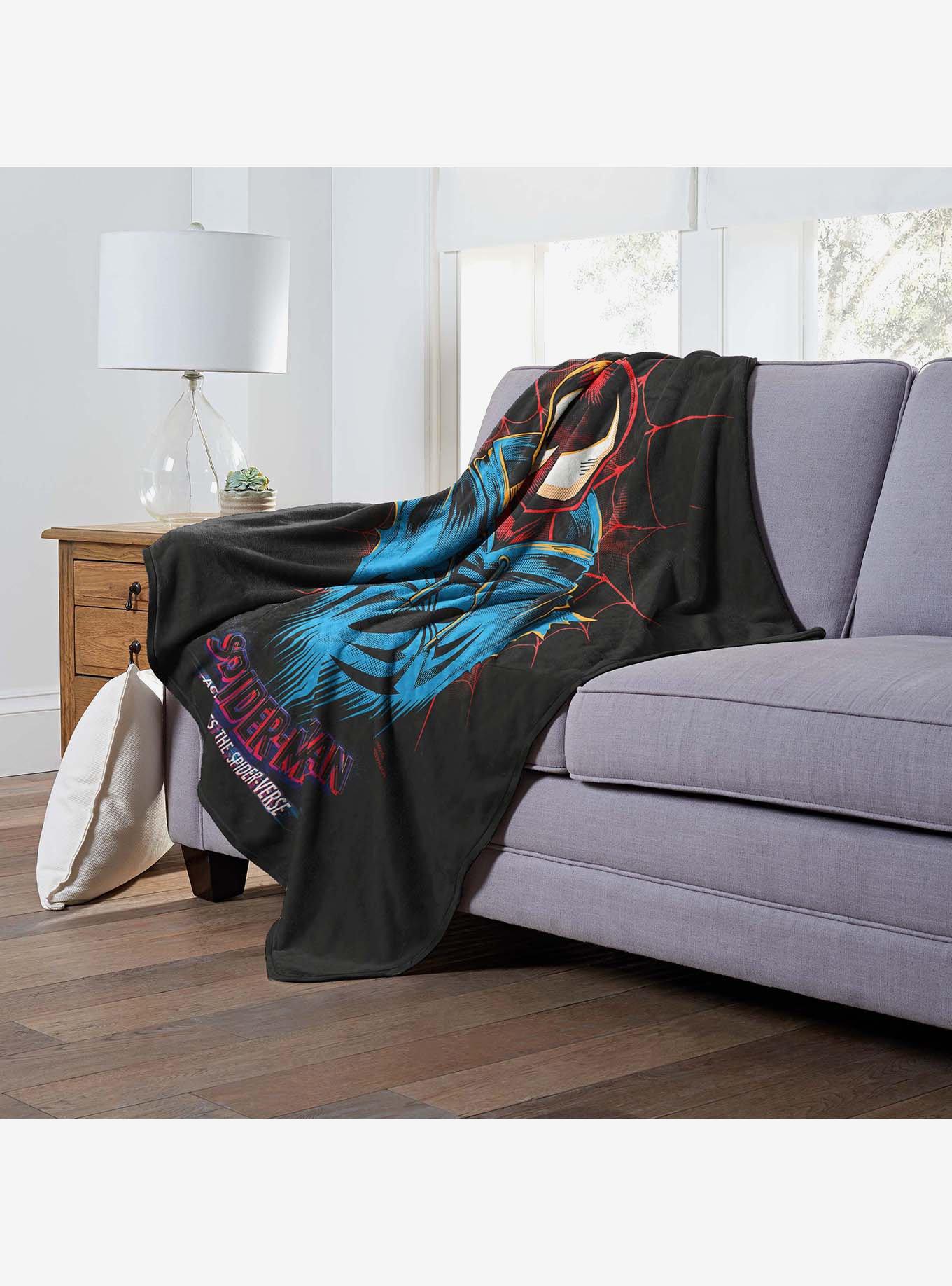 Marvel Spider-Man Across The Spiderverse Ben Reilly Silk Touch Throw Blanket, , alternate