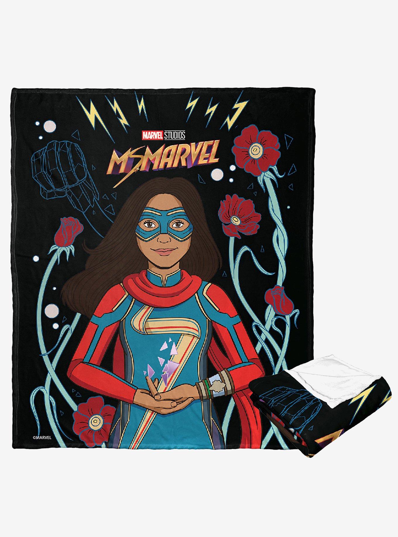 Marvel Ms Marvel Cartoon Kamala Silk Touch Throw Blanket, , hi-res