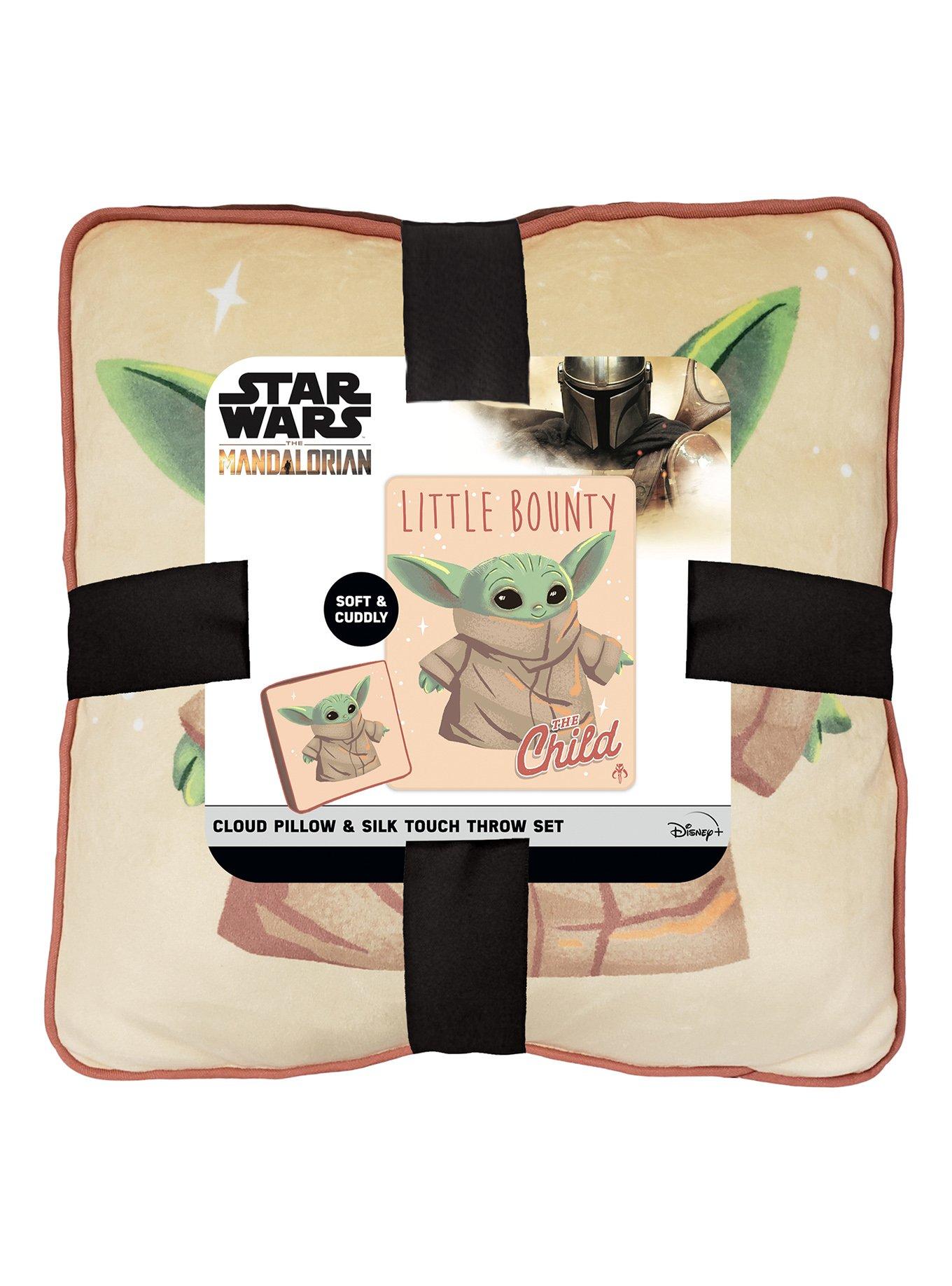 Star Wars The Mandalorian Little Force Silk Touch Throw With Cloud Pillow, , alternate