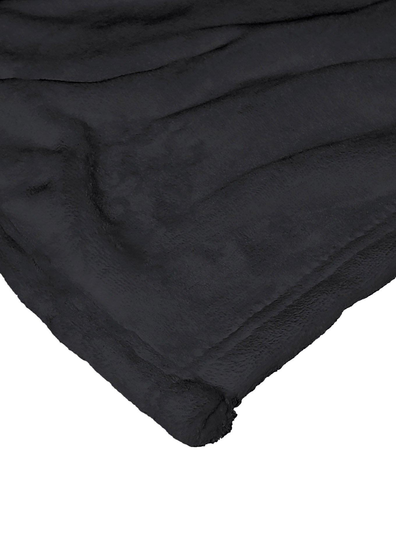 National Lampoon's Christmas Vacation Don'T Hog The Log Silk Touch Throw Blanket
