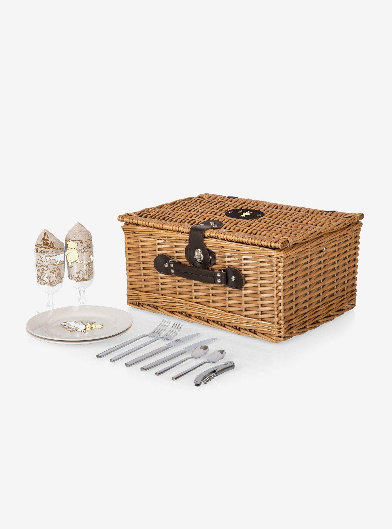 Disney Winnie the Pooh Classic Picnic Basket, , hi-res