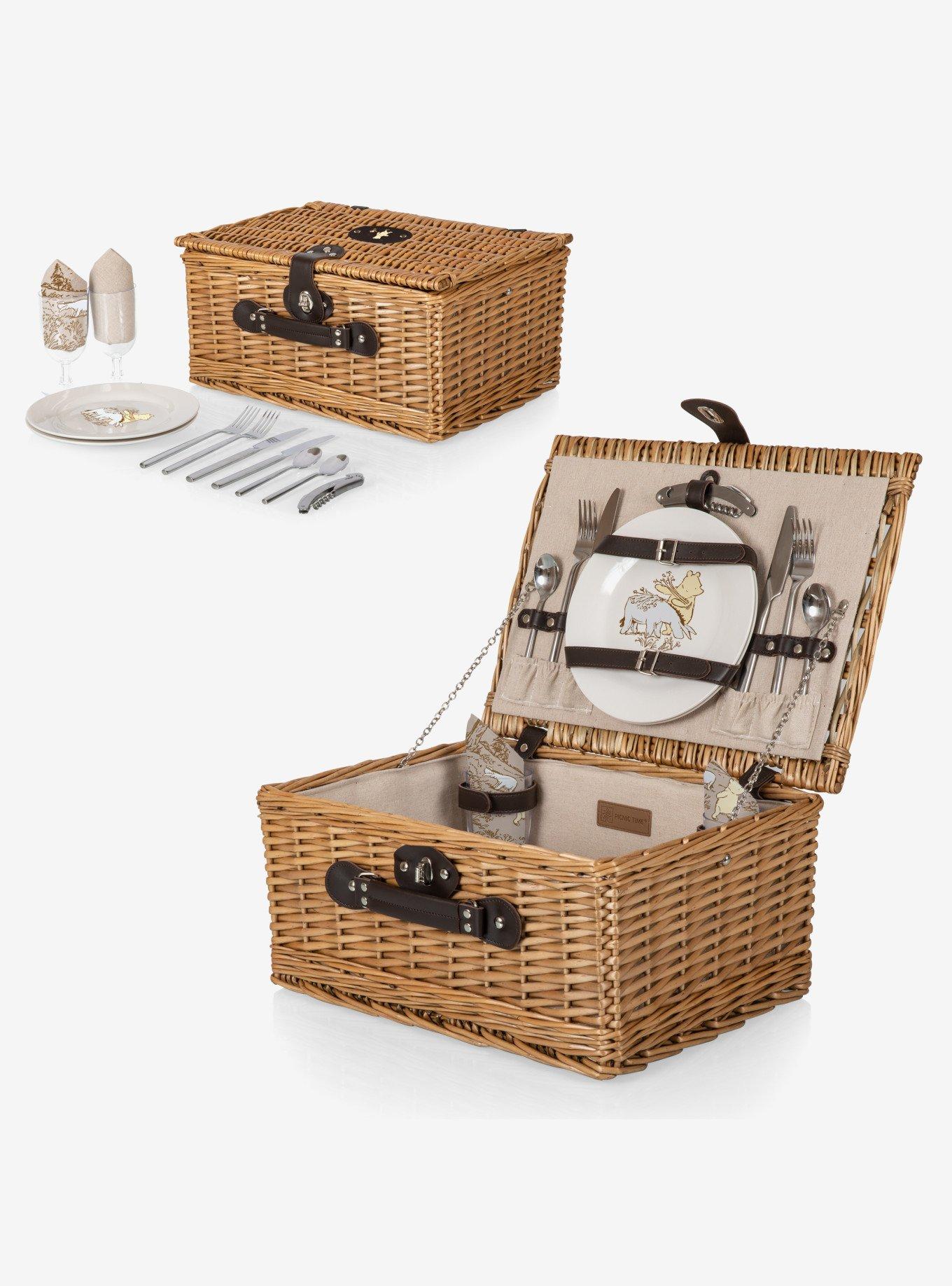 Disney Winnie the Pooh Classic Picnic Basket