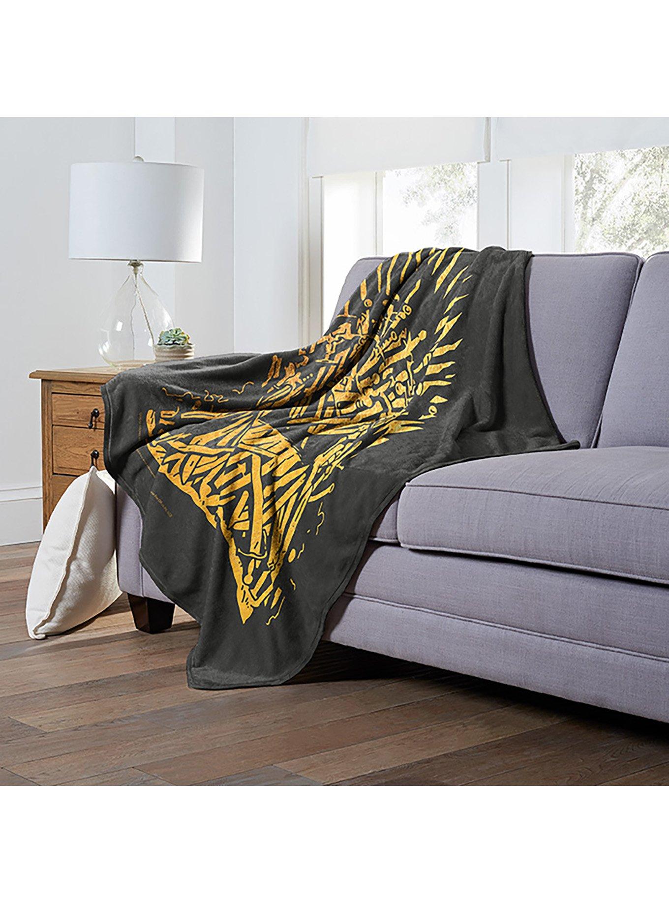 Game Of Thrones Golden Throne Silk Touch Throw Blanket, , alternate
