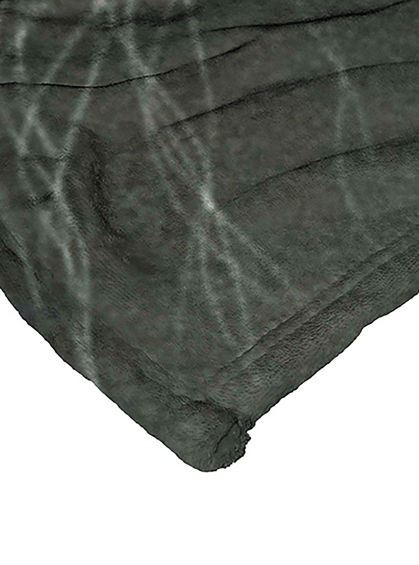 Game Of Thrones Daenerys Season Two Silk Touch Throw Blanket, , alternate