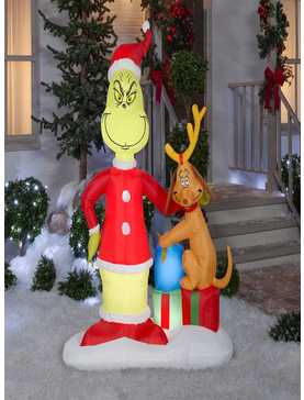 The Grinch and Max with Presents Airblown, , hi-res