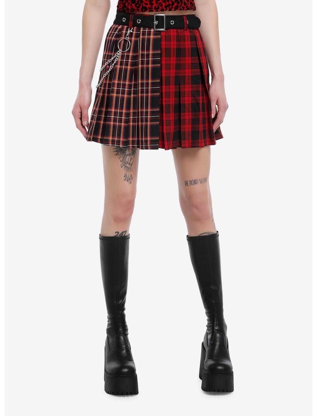 Social Collision Split Plaid Pleated Skirt With Grommet Belt & Chain, BLACK, alternate