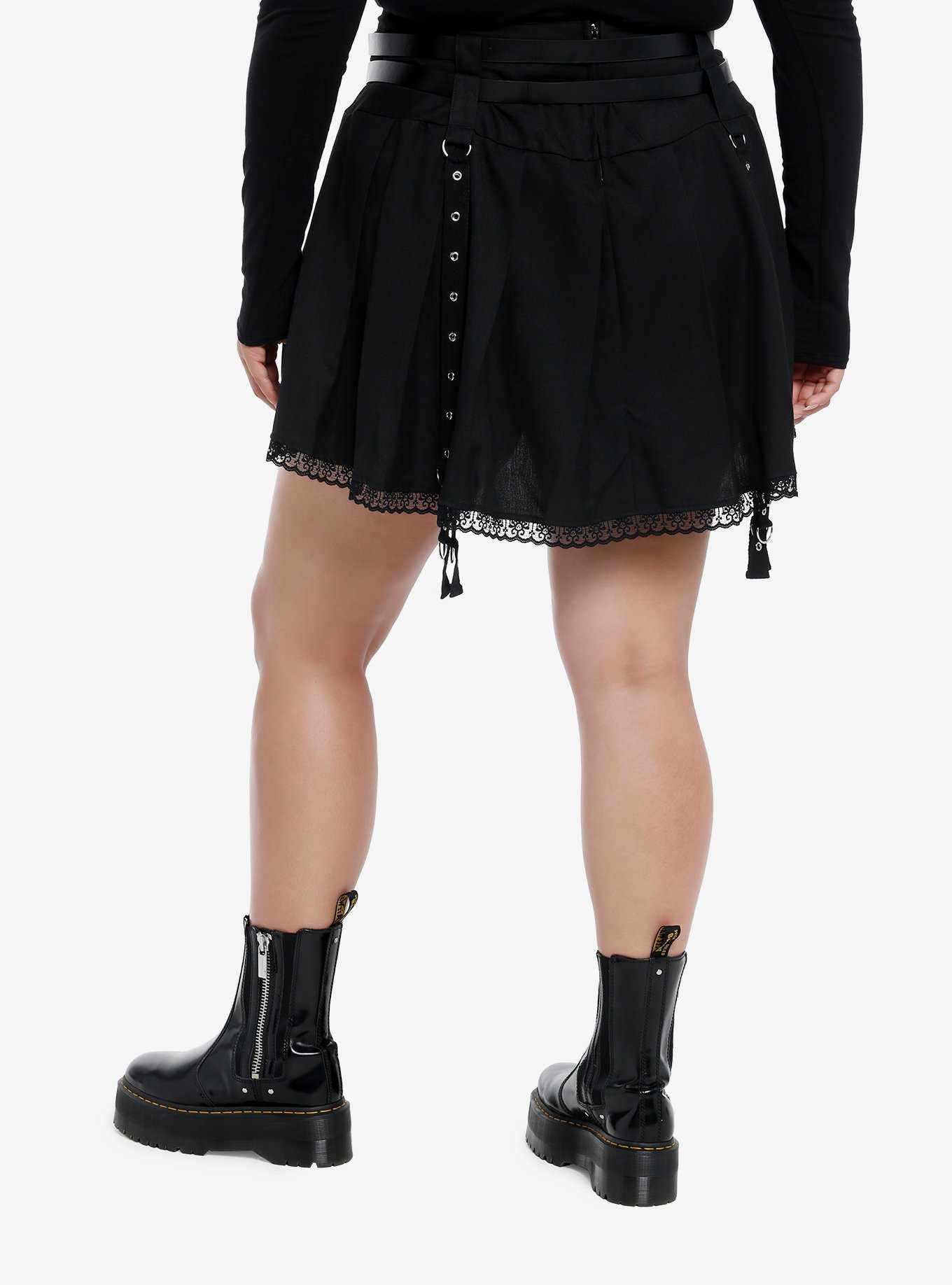 Social Collision Black Grommet Strap Pleated Skirt With Belt Plus Size, , hi-res