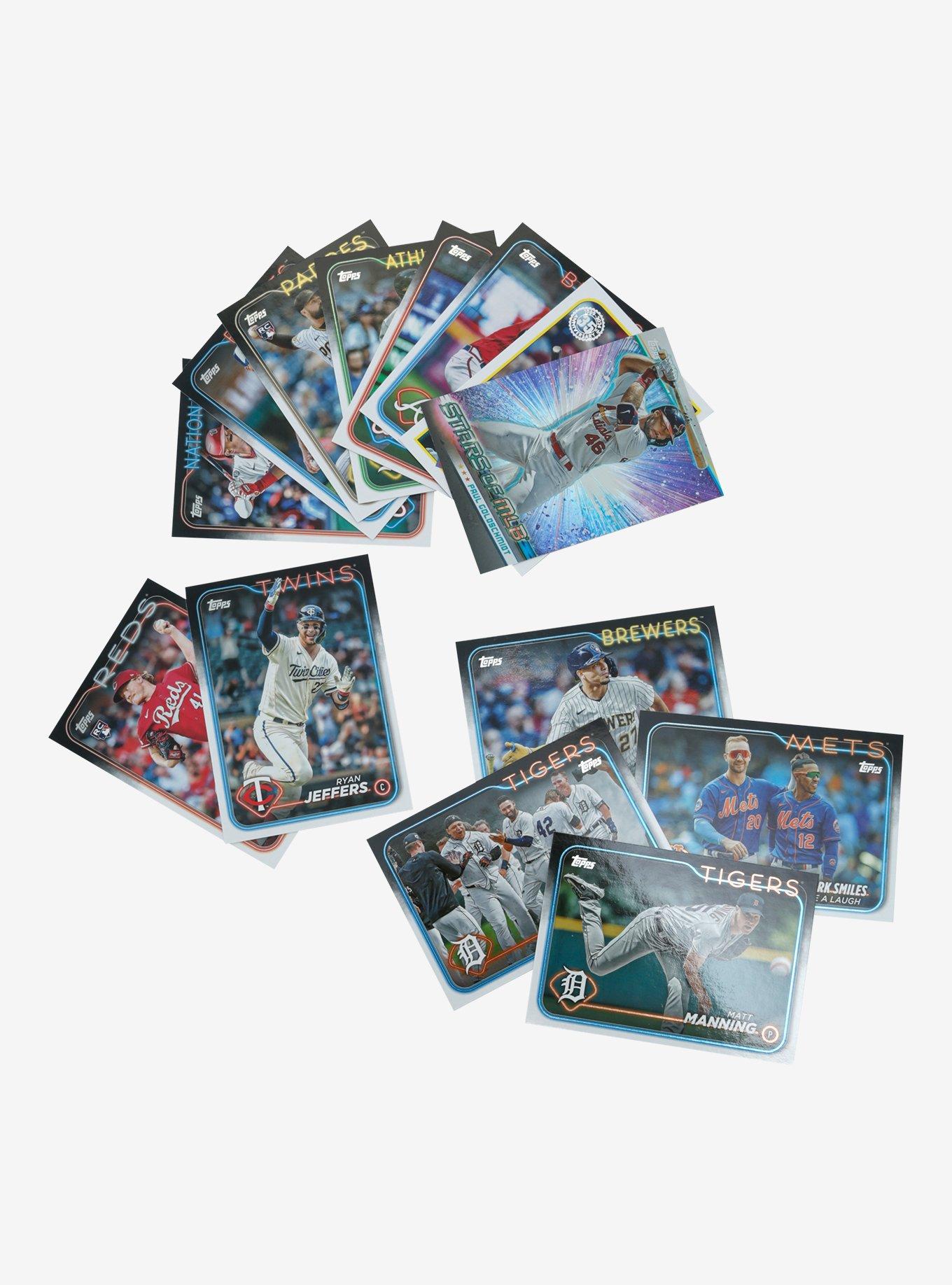 TOPPS 2024 MLB Series 1 Trading Card Pack, , alternate