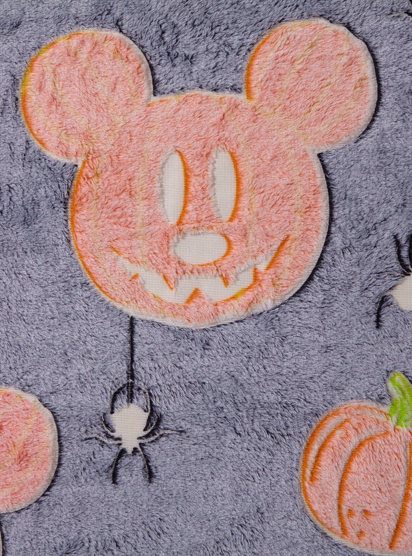 Disney Mickey Mouse Pumpkin Throw Blanket, , hi-res