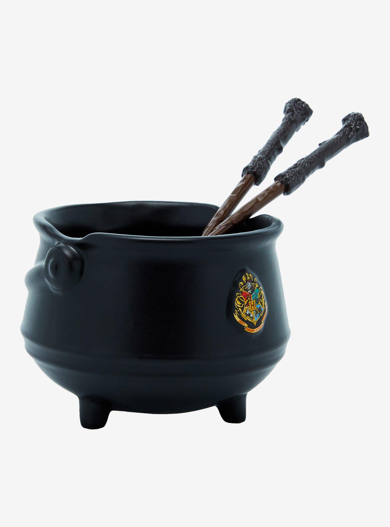 Harry Potter Hogwarts Cauldron Ramen Bowl & Wand Chopsticks, , alternate